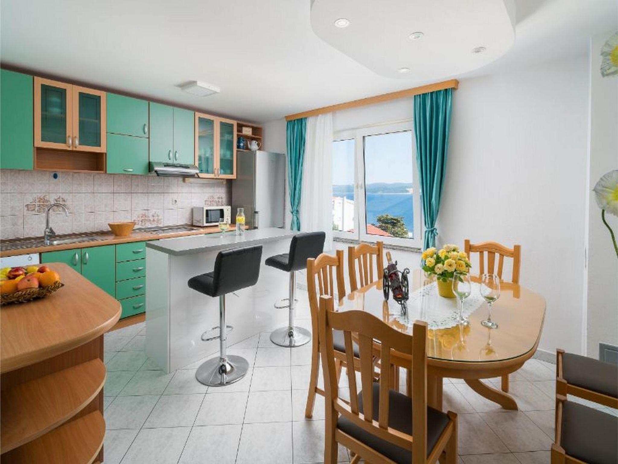 Apartments Tomas en Omiš — kitchen