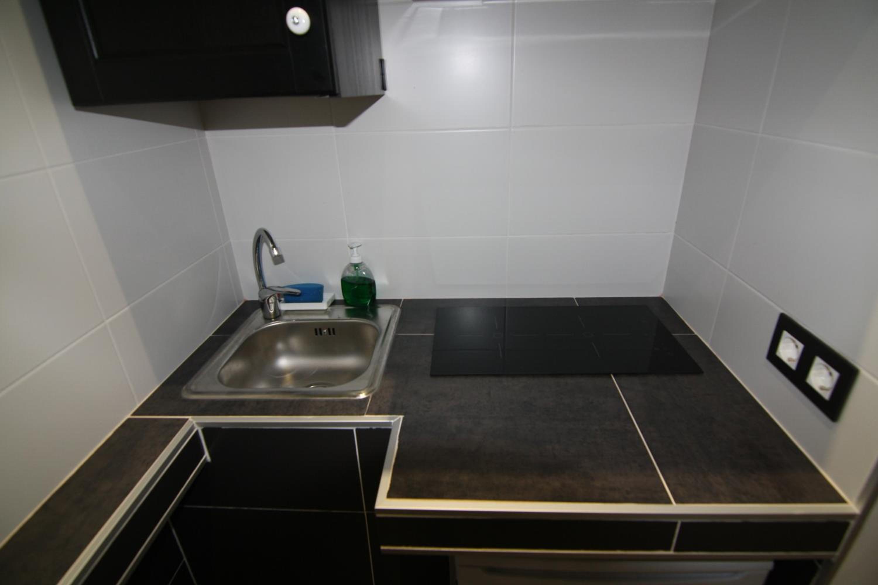 Hostal MH Fuencarral 2