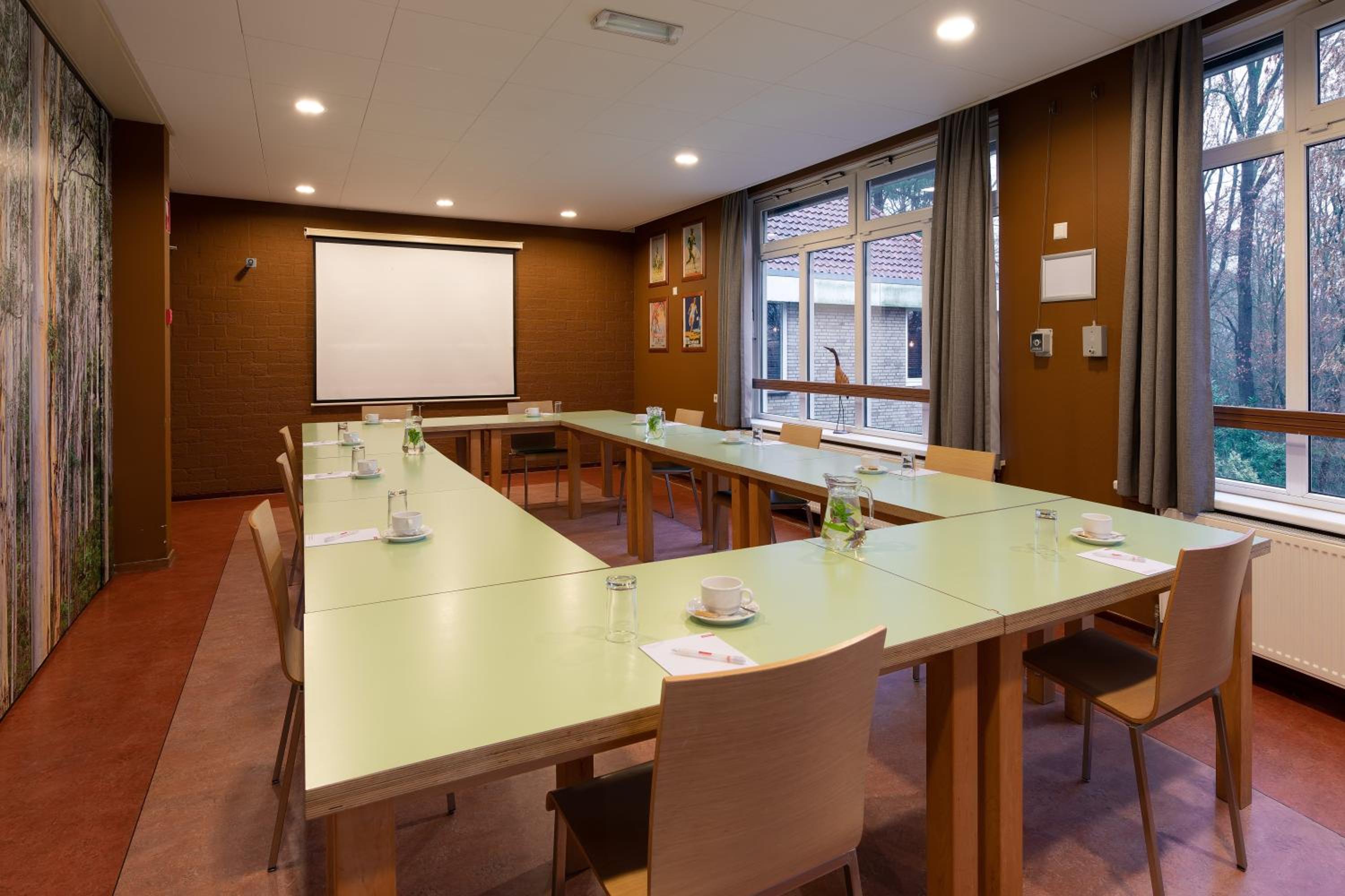meeting & event spaces