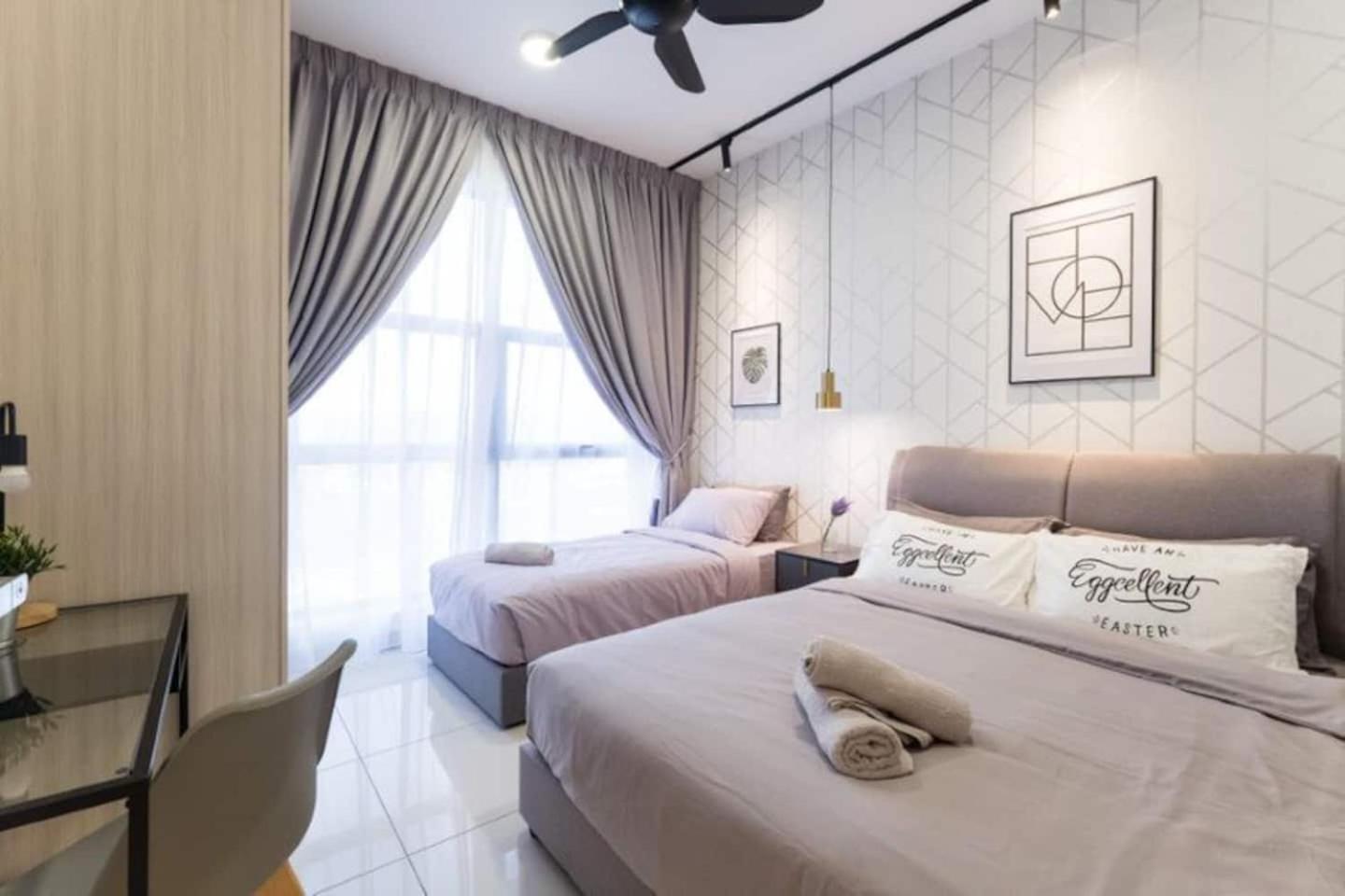 Arte Mont Kiara 3pax Jacuzzi Pool Gym near MITEC Matrade