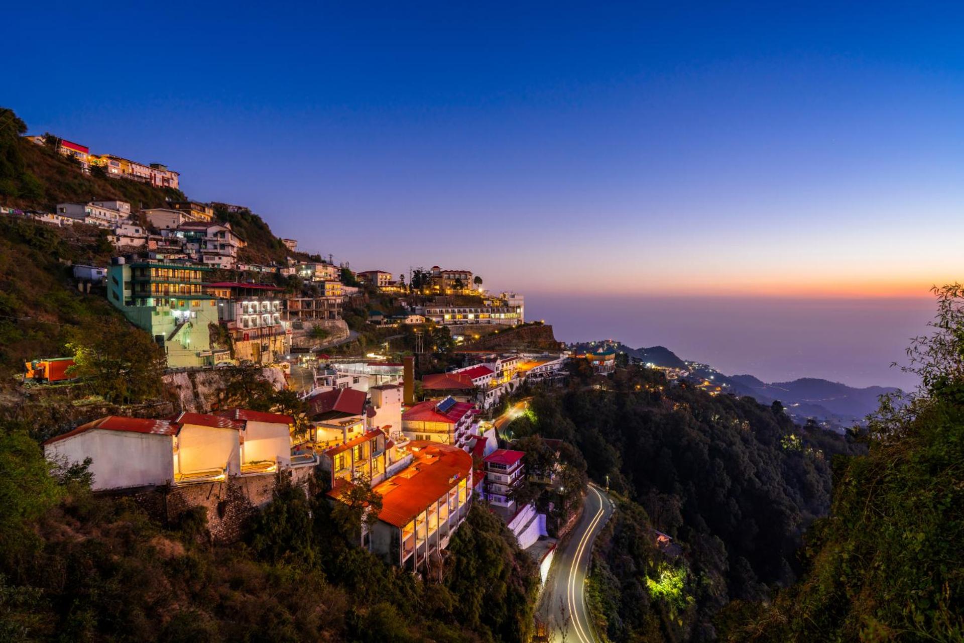goSTOPS Mussoorie, Picture Palace view 4