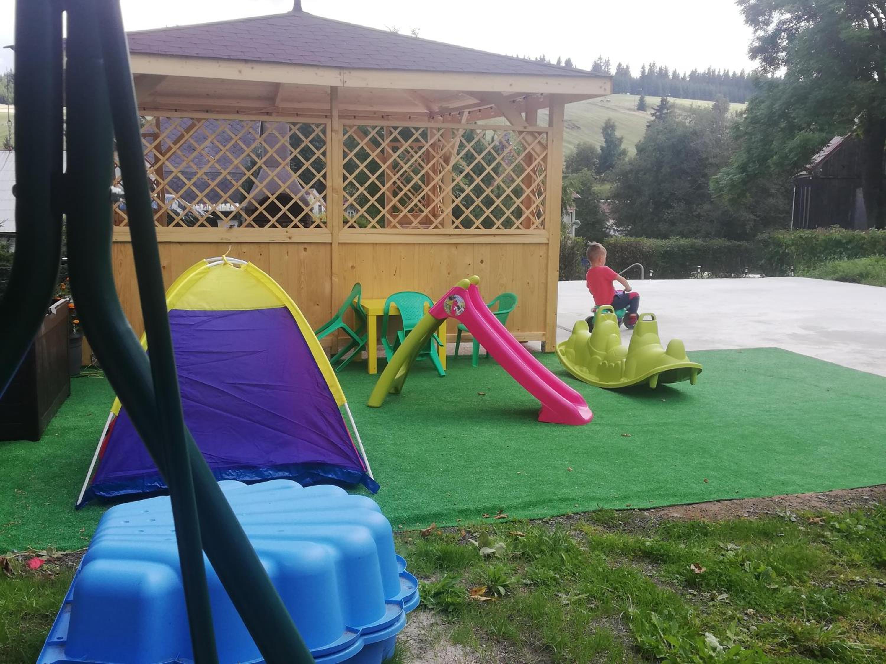 Photo 14