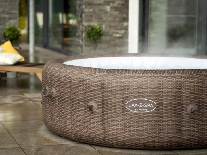 Jacuzzi