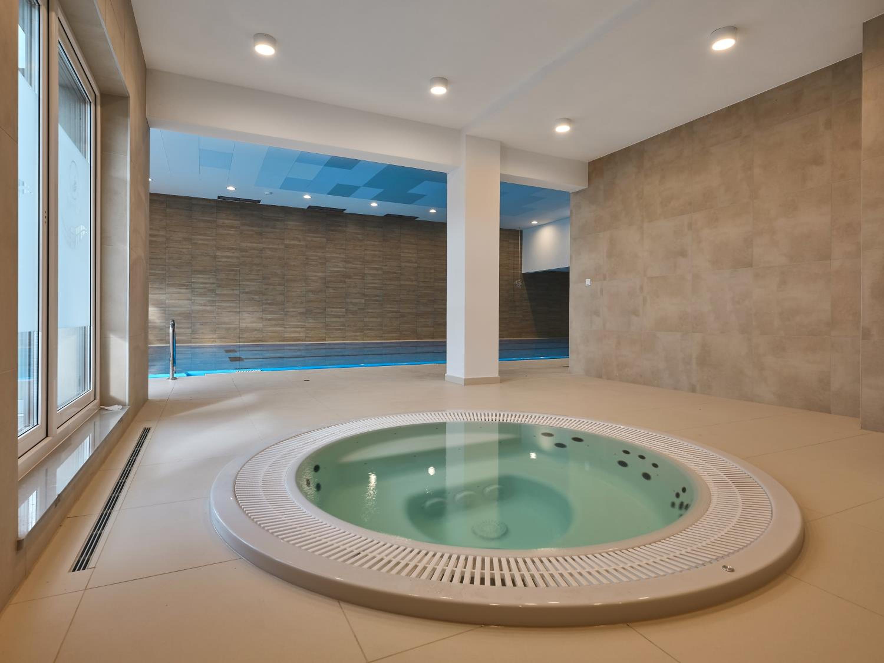Jacuzzi