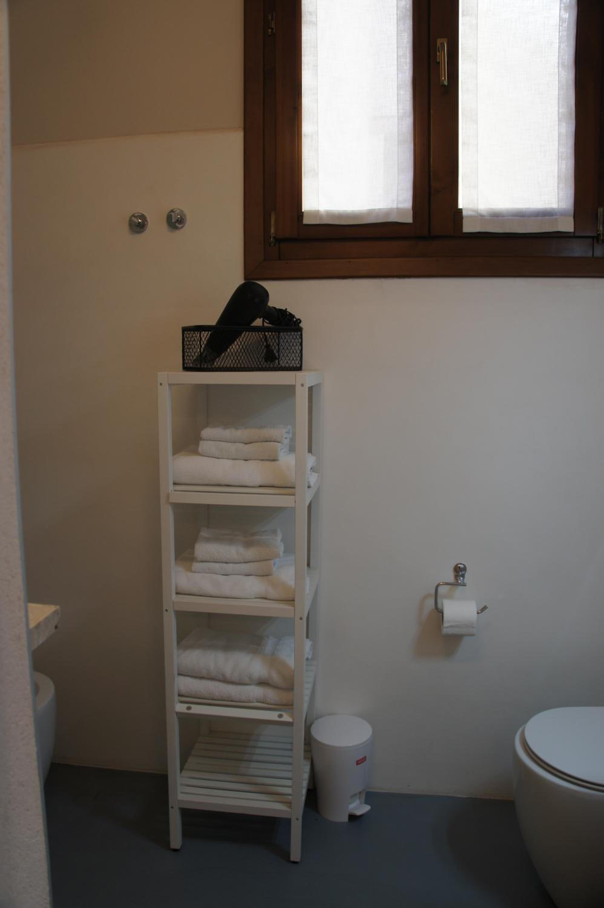Photo 38