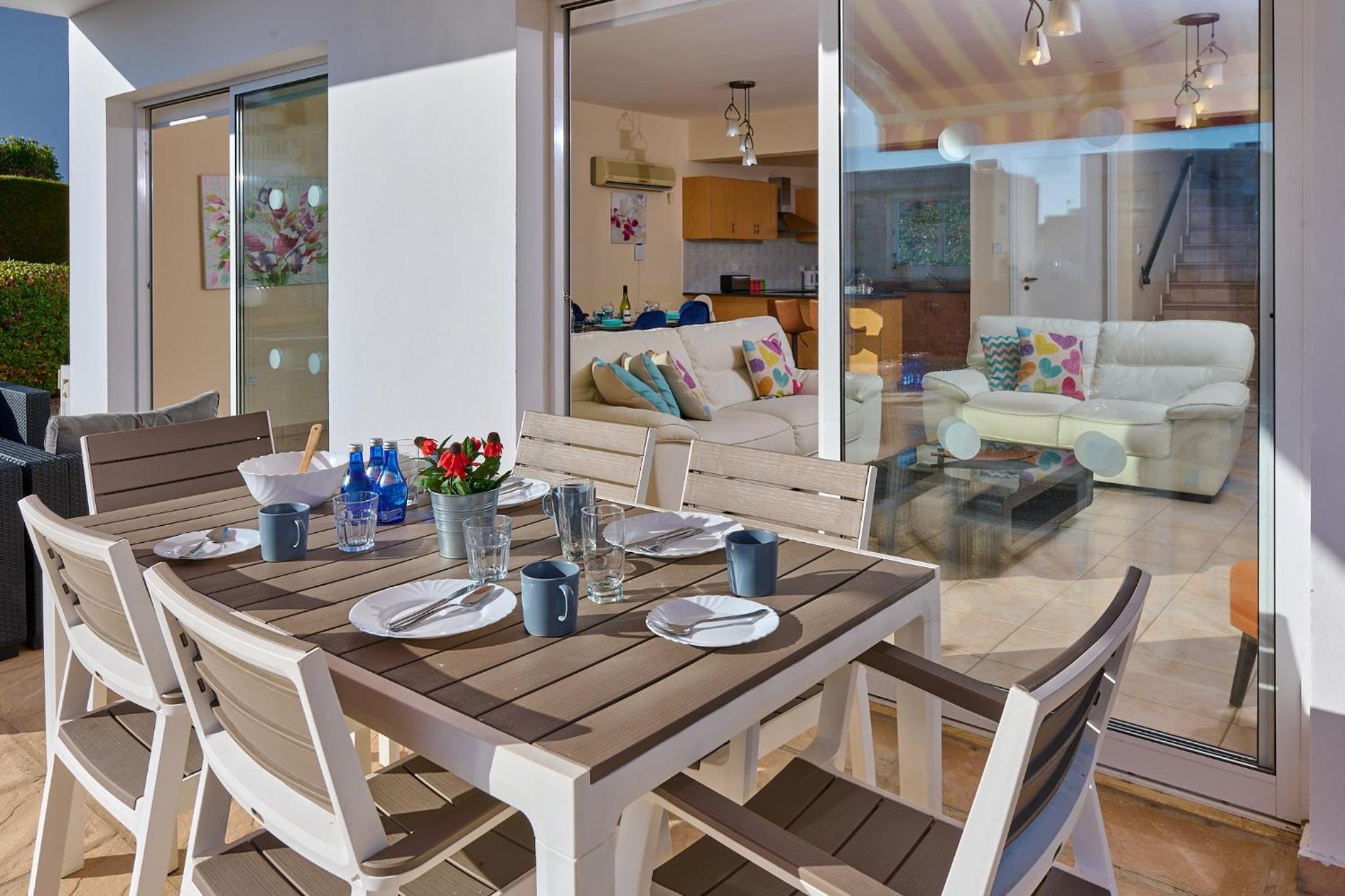 Villa Roker by Ezoria Villas