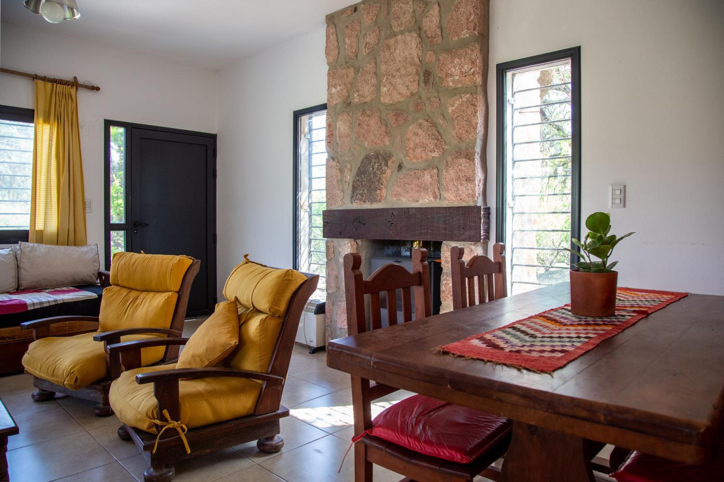 Cuesta los Robles -Casas Serranas-