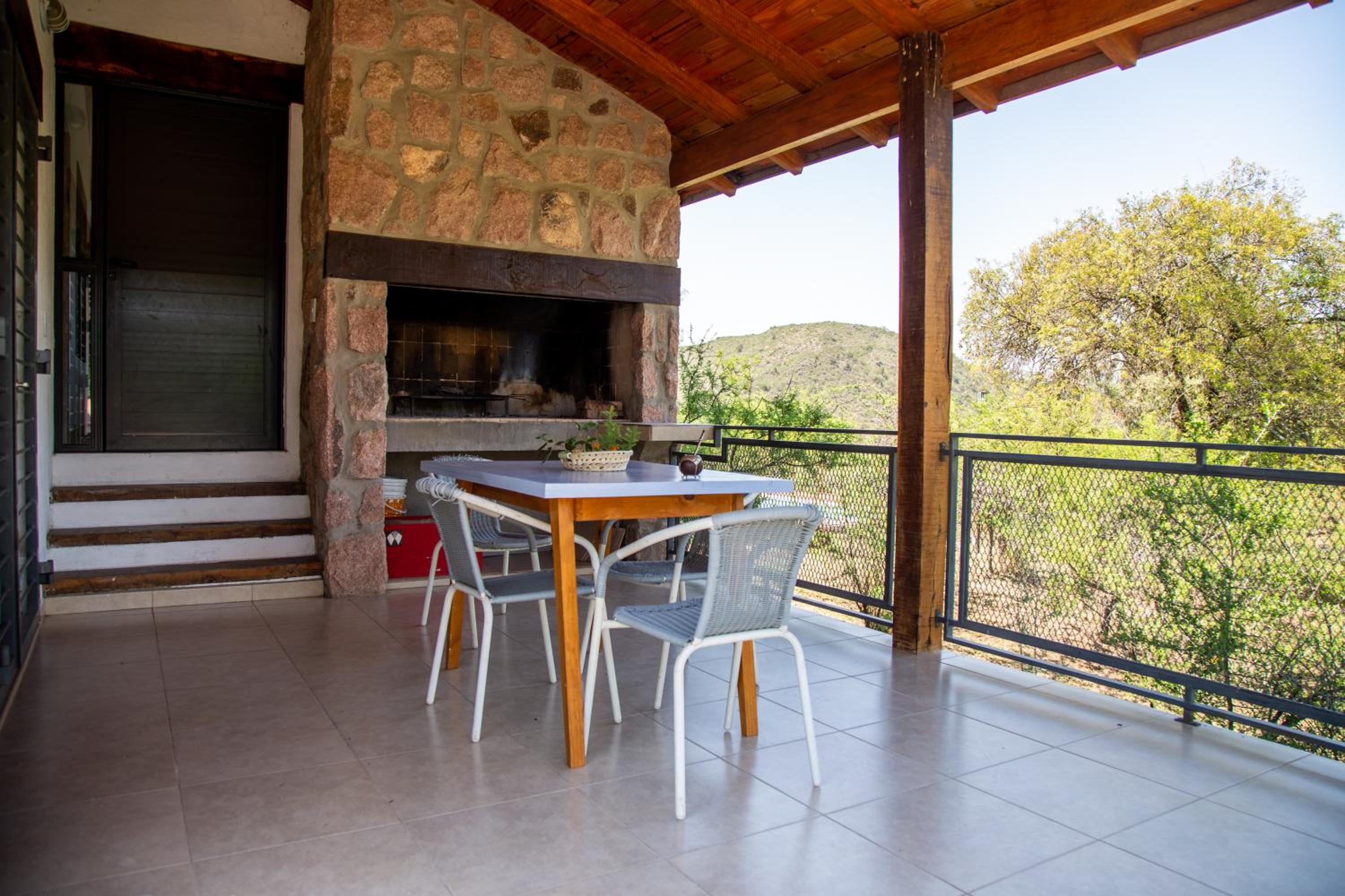 Cuesta los Robles -Casas Serranas-