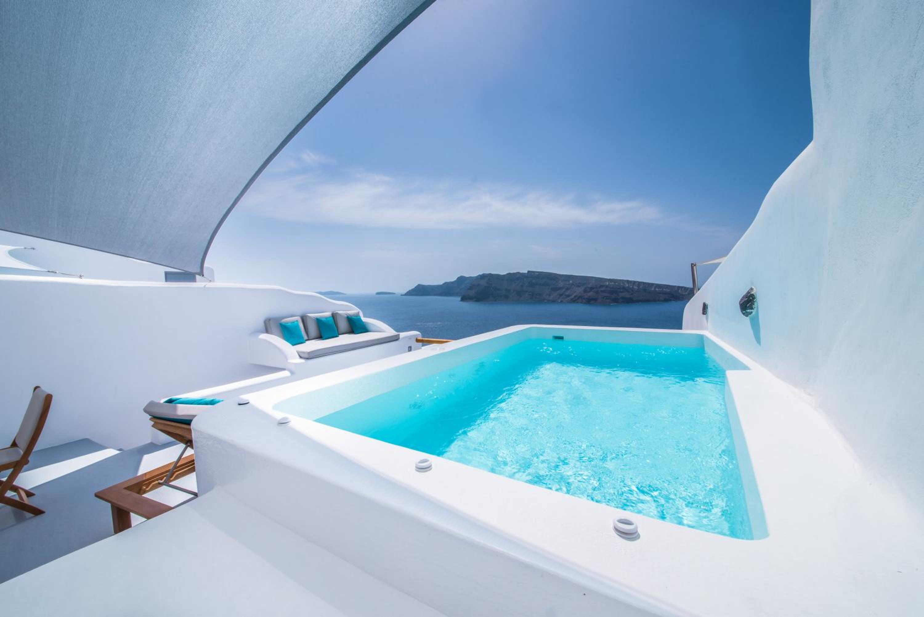Oia Vacations - Maregio Suites - Property Image 14