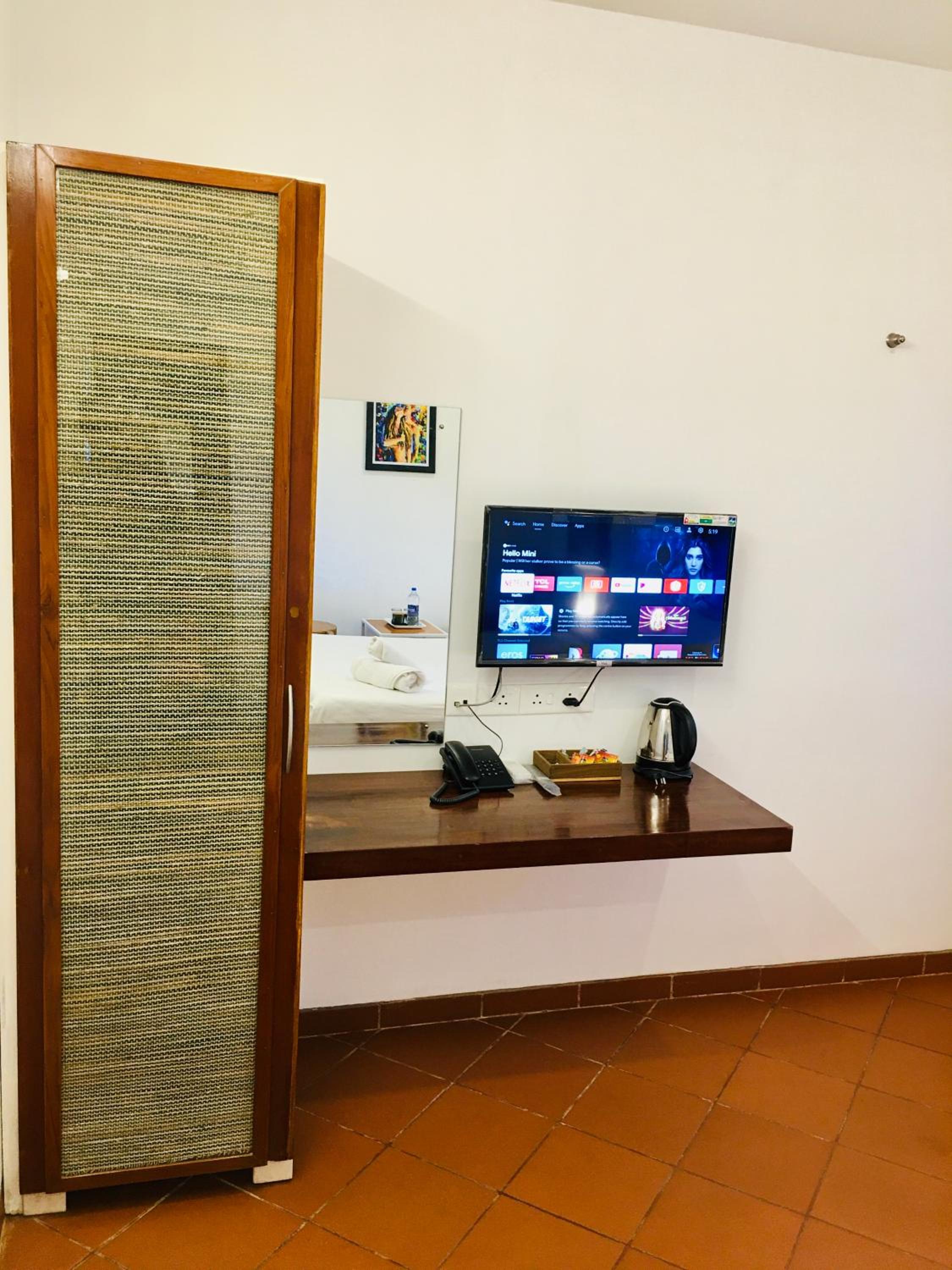 Photo 10