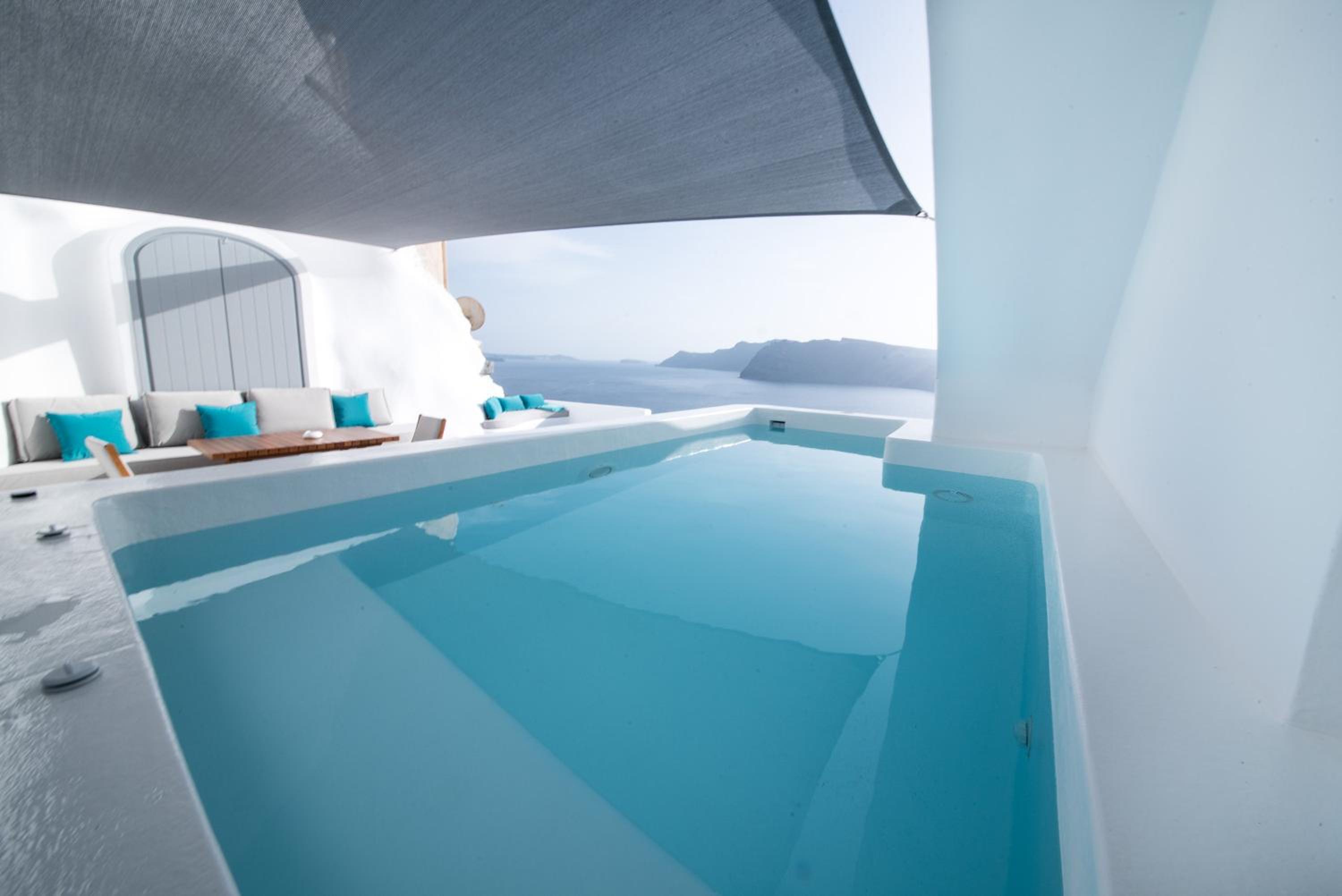 Oia Vacations - Maregio Suites - Property Image 25