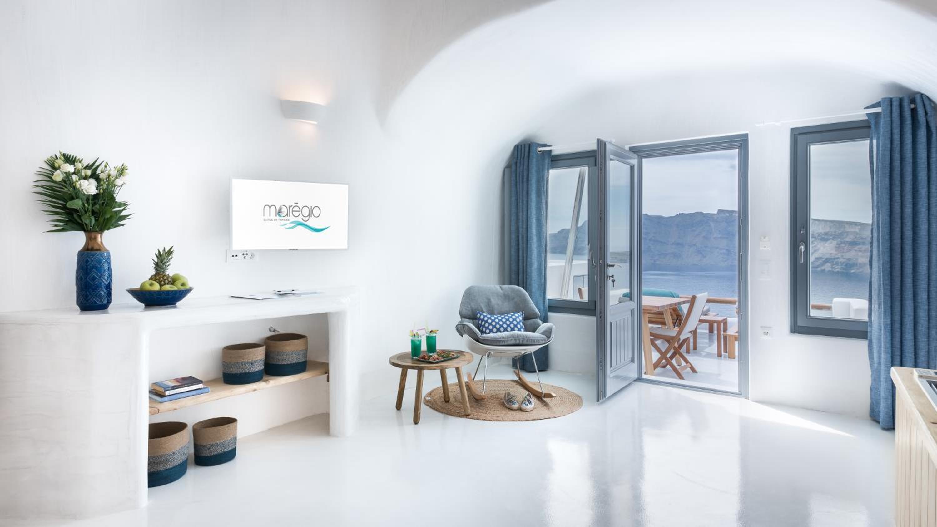 Oia Vacations - Maregio Suites - Property Image 110