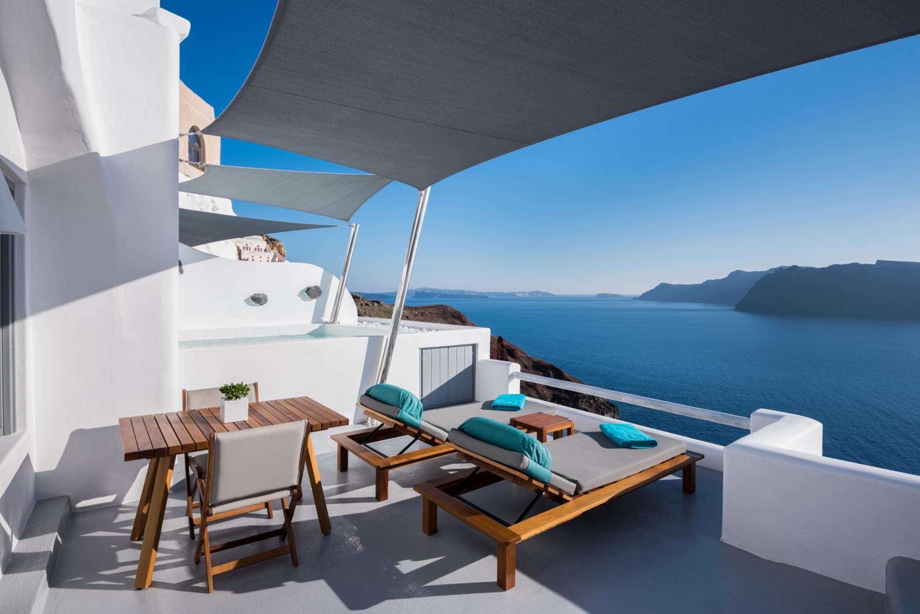Oia Vacations - Maregio Suites - Property Image 120