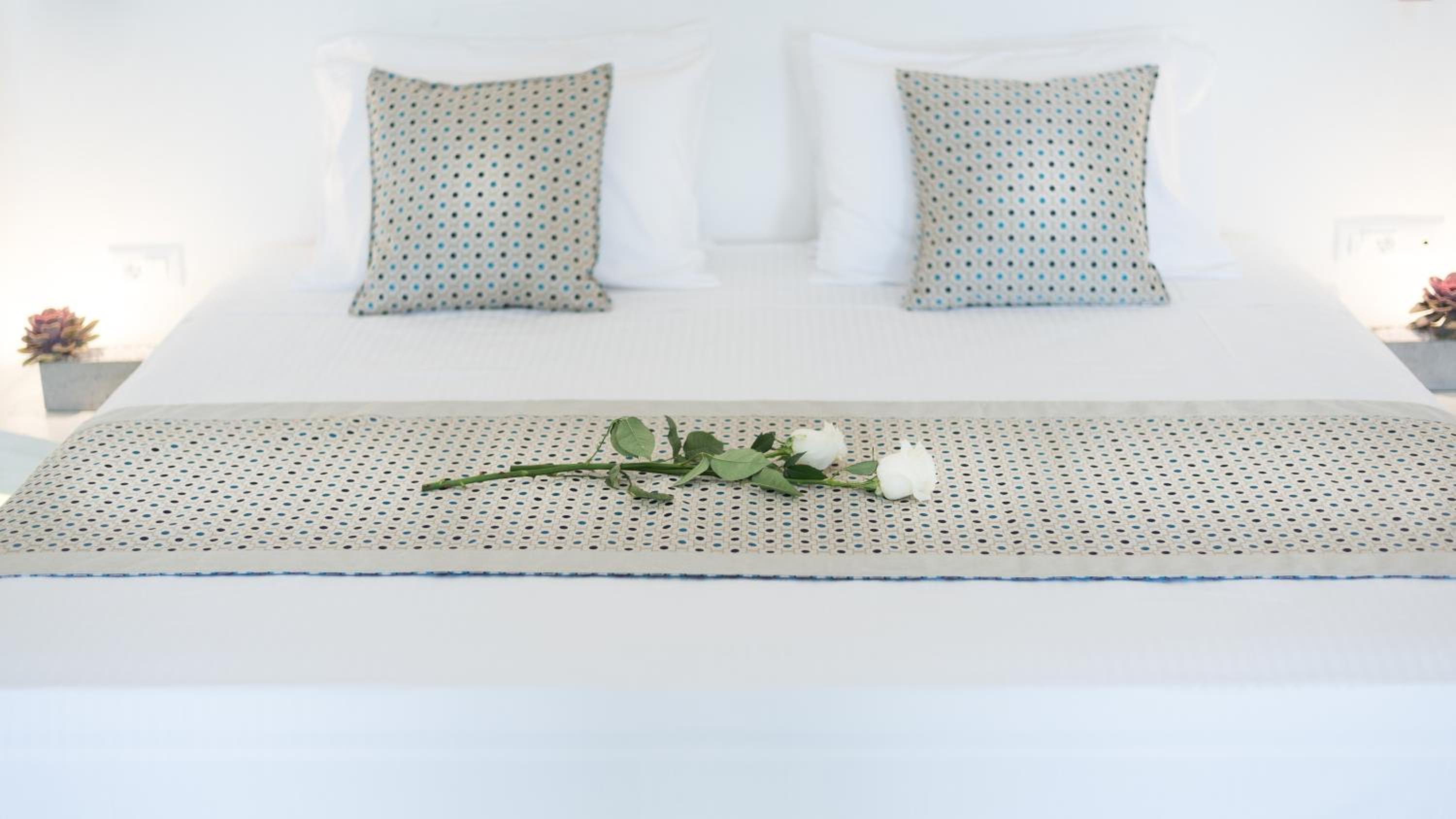 Oia Vacations - Maregio Suites - Property Image 30