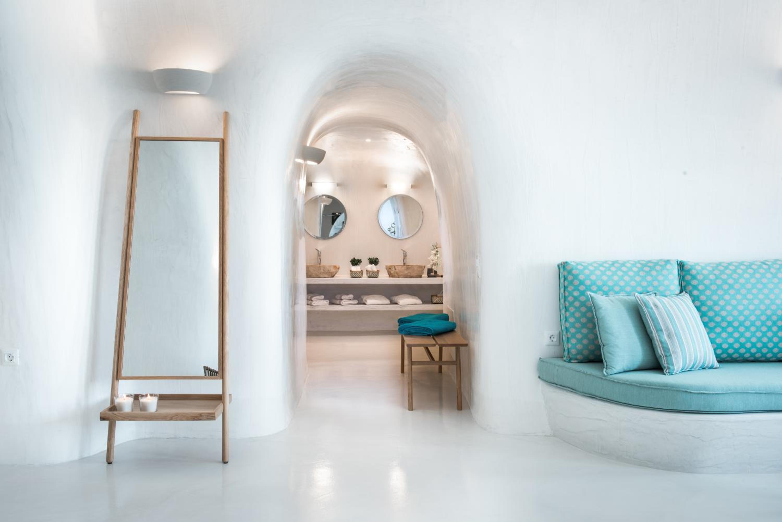 Oia Vacations - Maregio Suites - Property Image 141