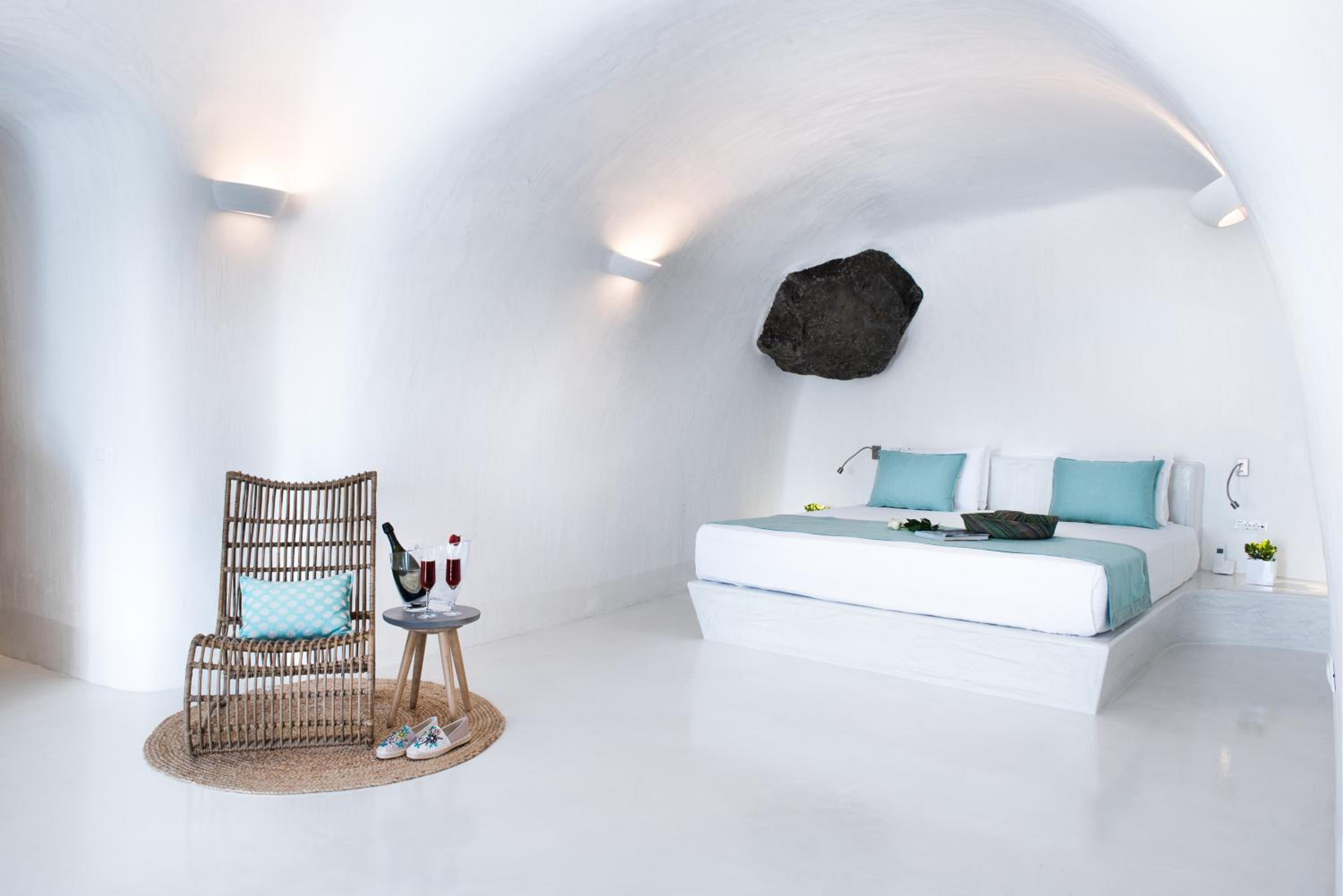 Oia Vacations - Maregio Suites - Property Image 145
