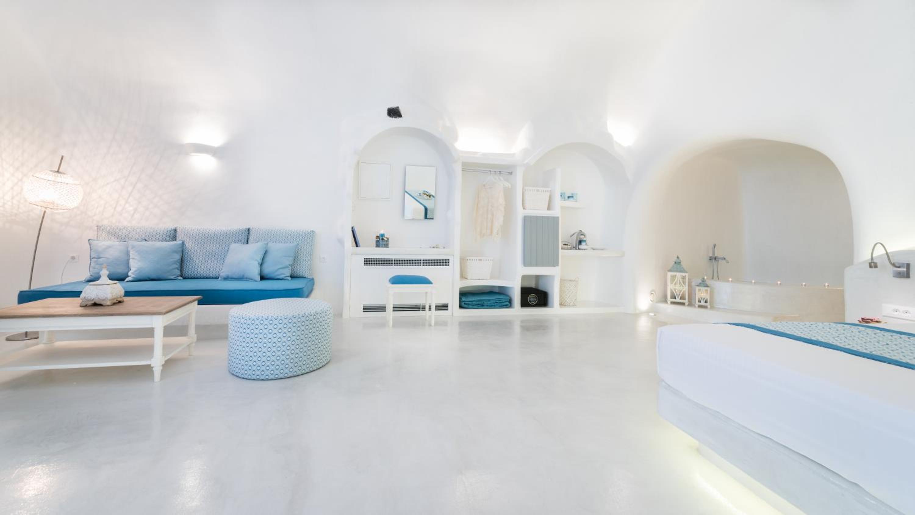 Oia Vacations - Maregio Suites - Property Image 155