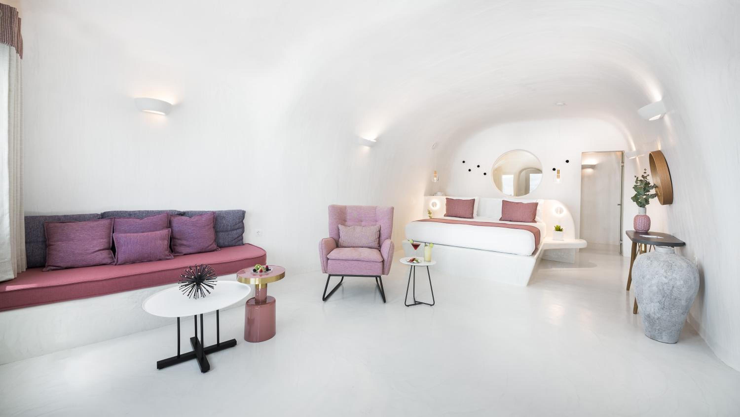 Oia Vacations - Maregio Suites - Property Image 92