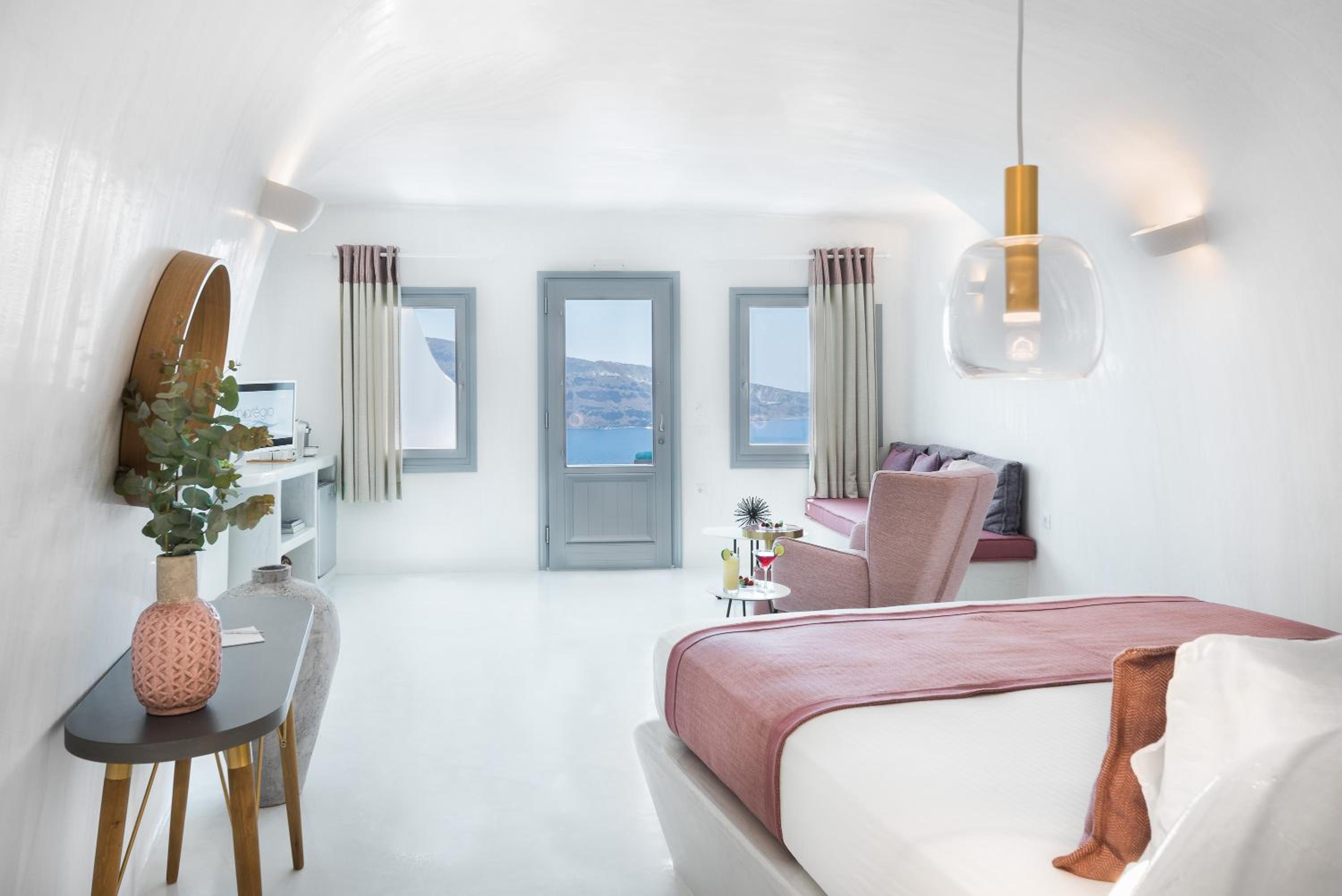 Oia Vacations - Maregio Suites - Property Image 81