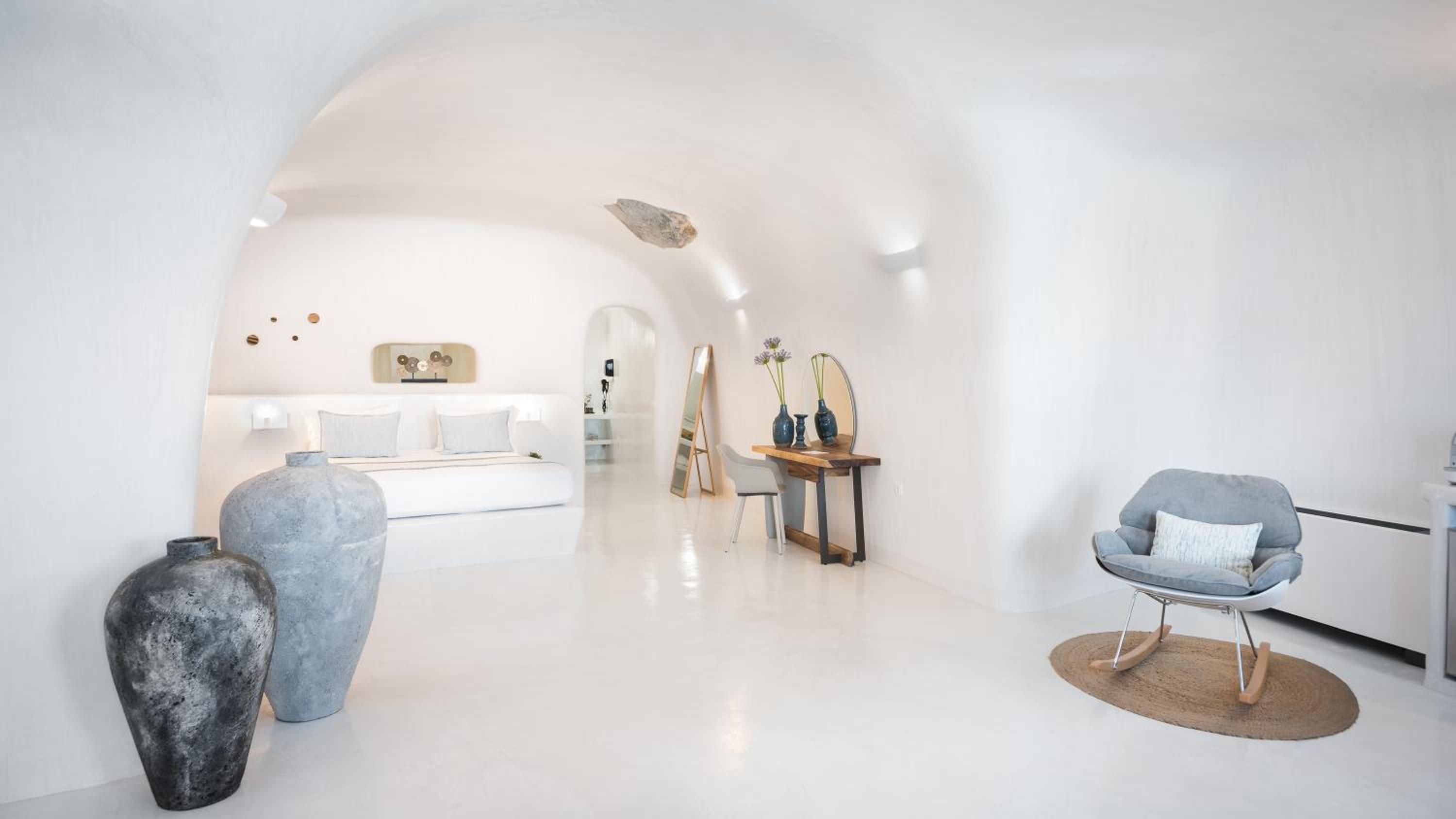 Oia Vacations - Maregio Suites - Property Image 174