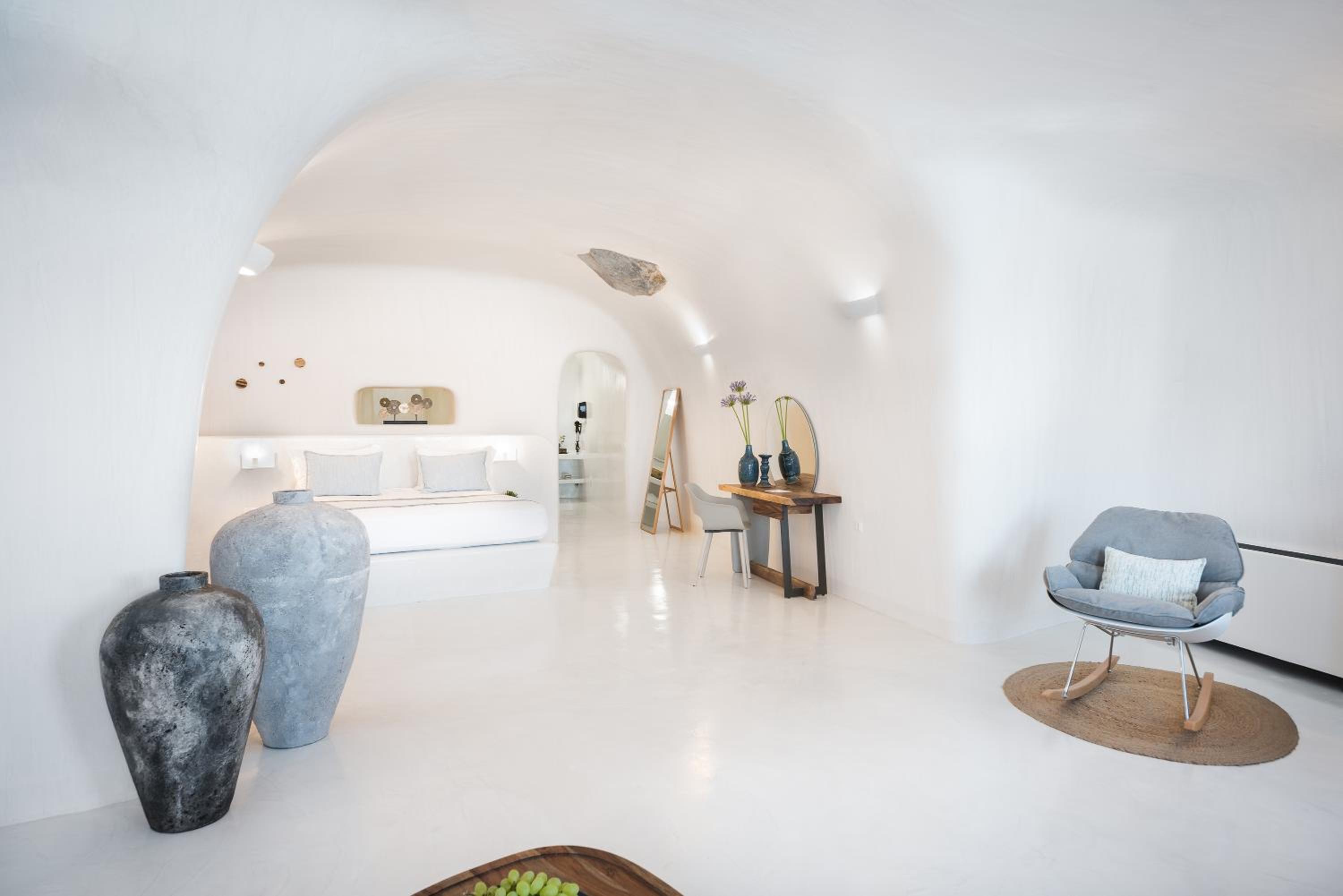 Oia Vacations - Maregio Suites - Property Image 170