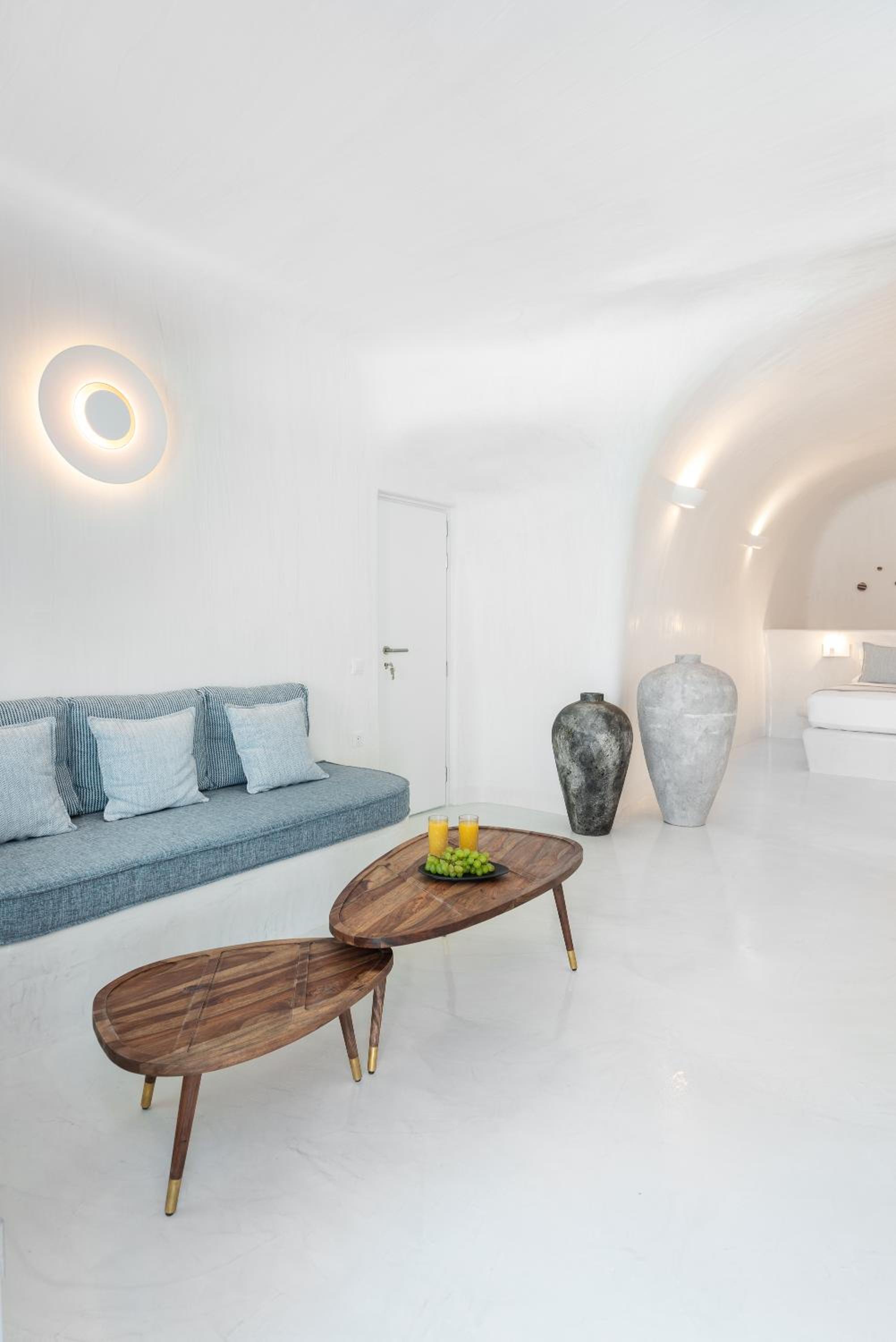 Oia Vacations - Maregio Suites - Property Image 164
