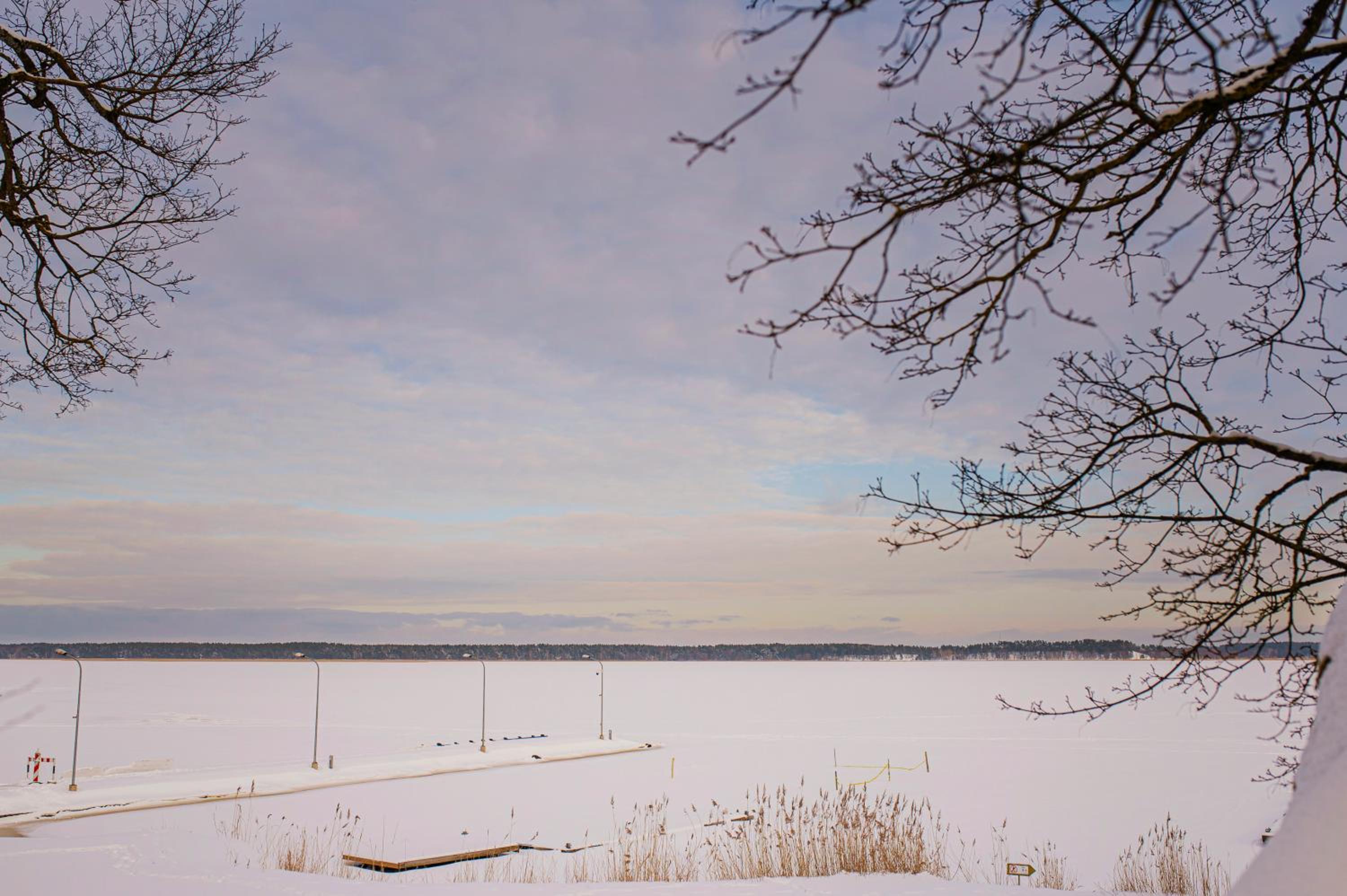LAKE HOUSE