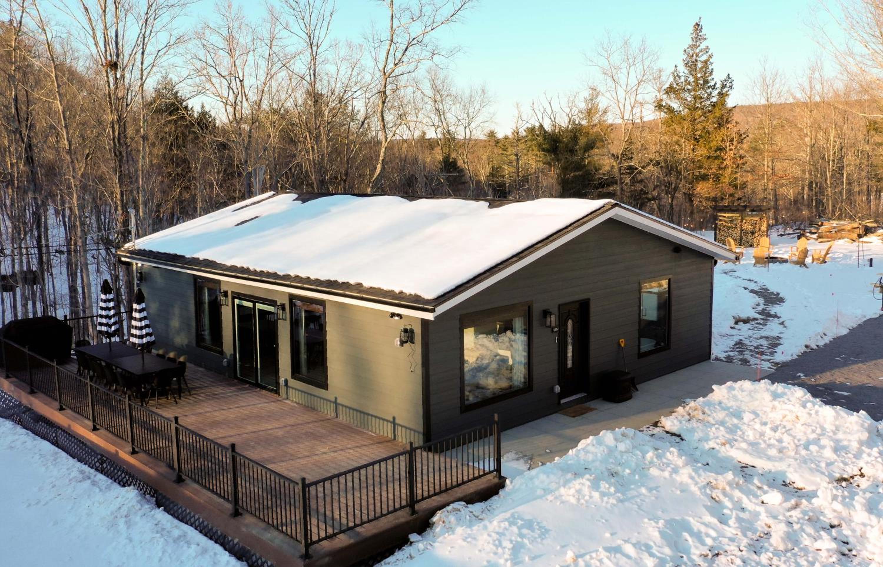 Acorn Bungalow - Luxury Cabin, Catskills, Windham Mountain, Hunter Mountain view 3