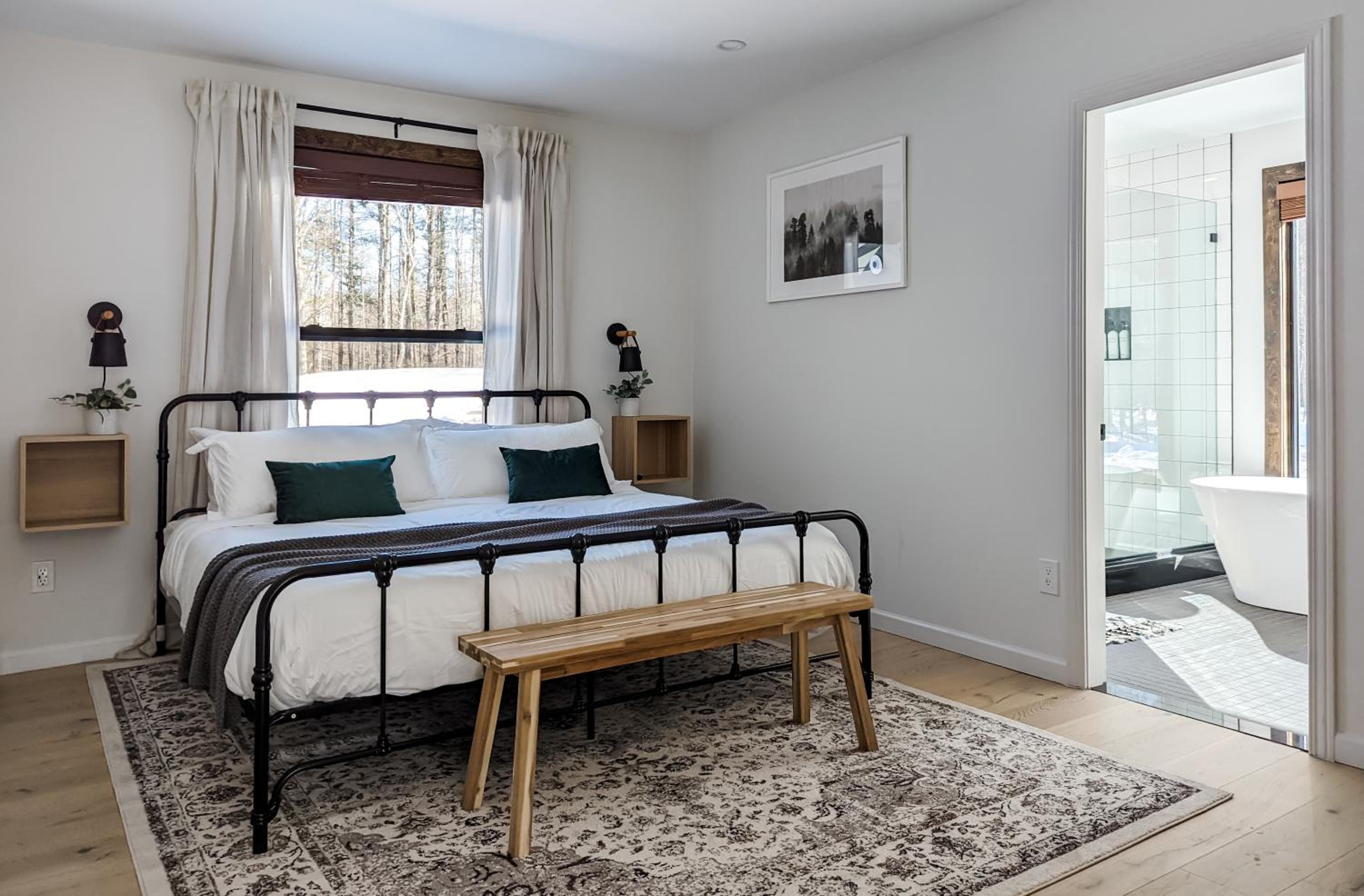 Acorn Bungalow - Luxury Cabin, Catskills, Windham Mountain, Hunter Mountain view 4