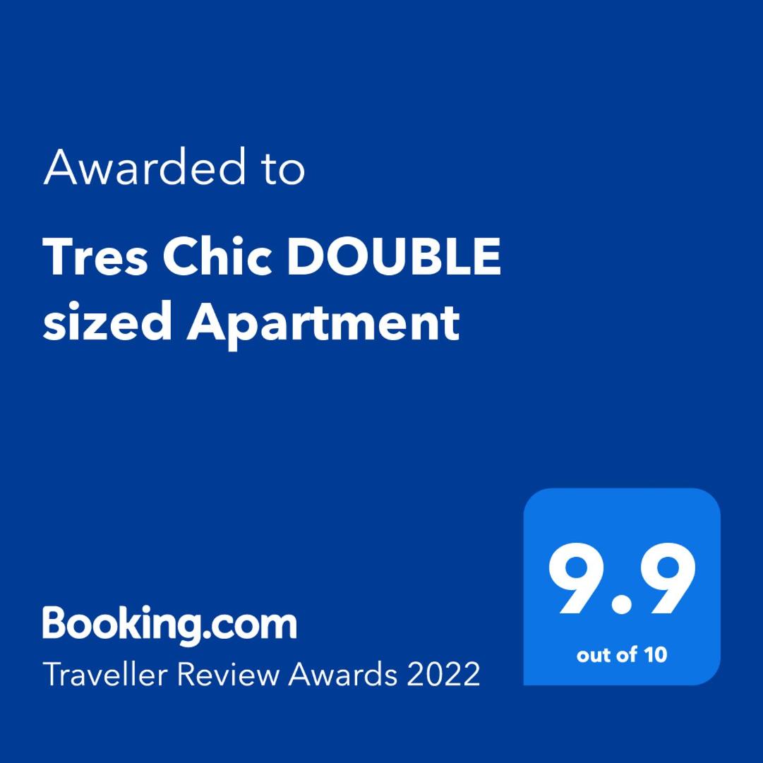 Tres Chic DOUBLE sized Apartment view 5