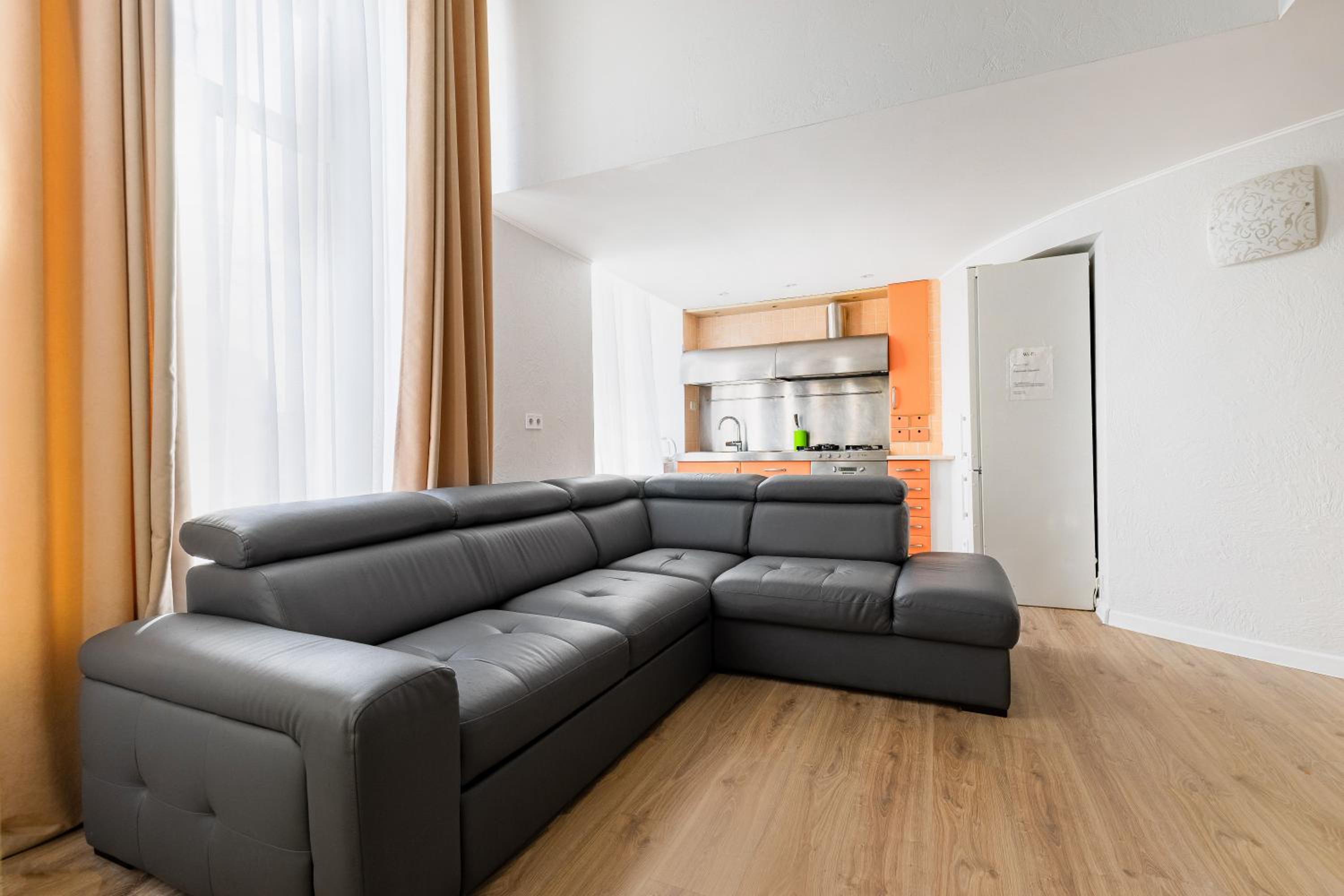18 Deribasivska Street Jacuzzi Apartment