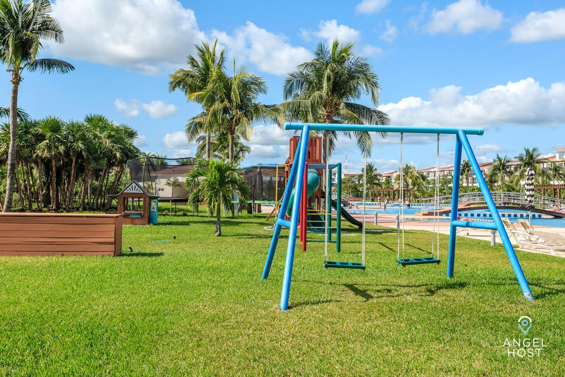 Luxury Condos at Mareazul Beachfront Complex with Resort-Style Amenities
