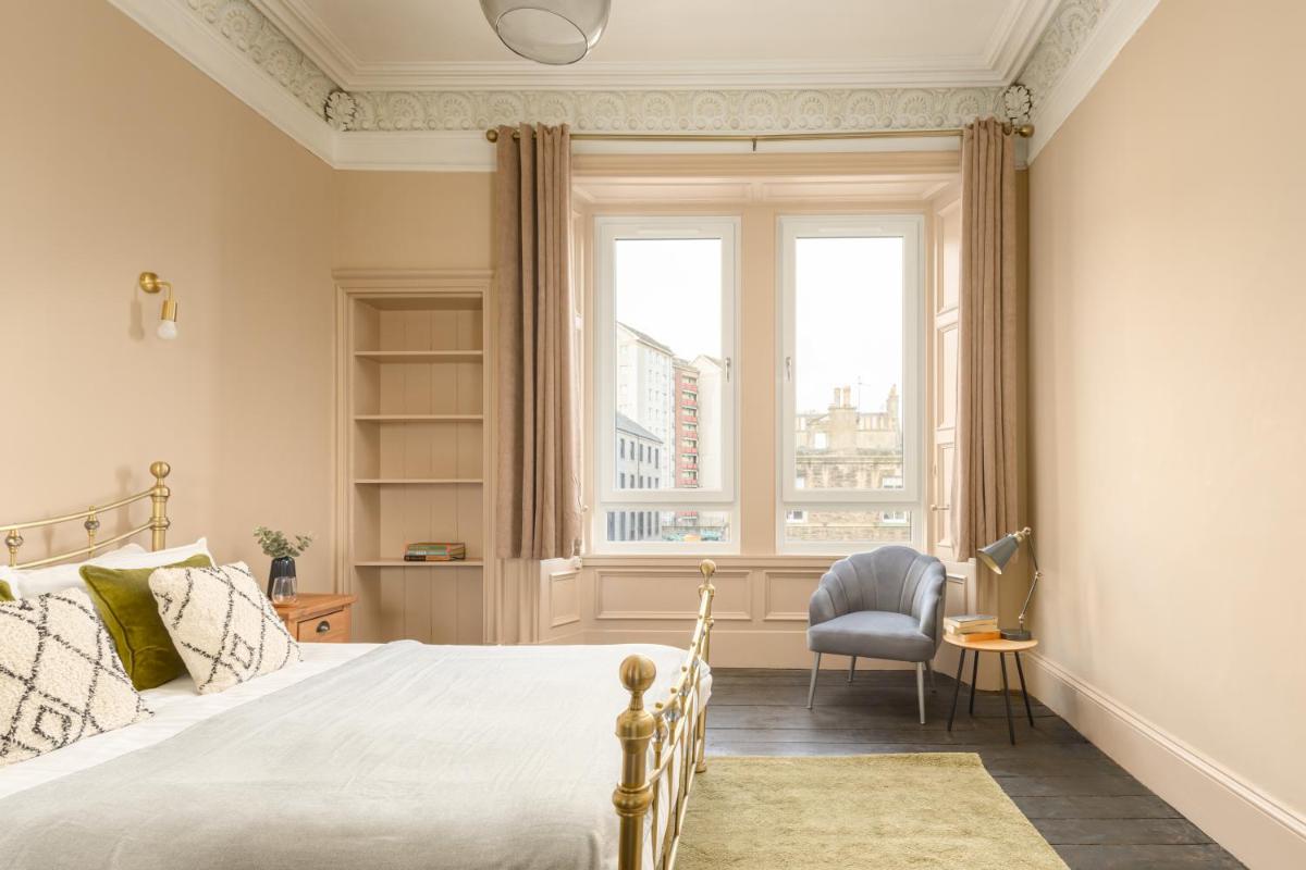 Spacious 2BR Leith Apartment view 5