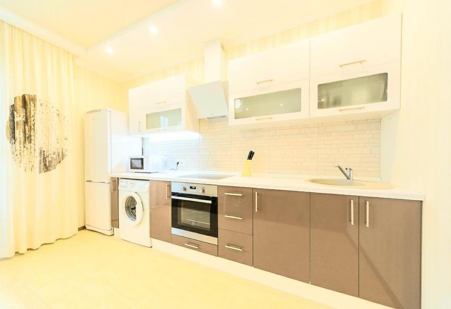 1 room 60m2 center of Obolon near River side view 2