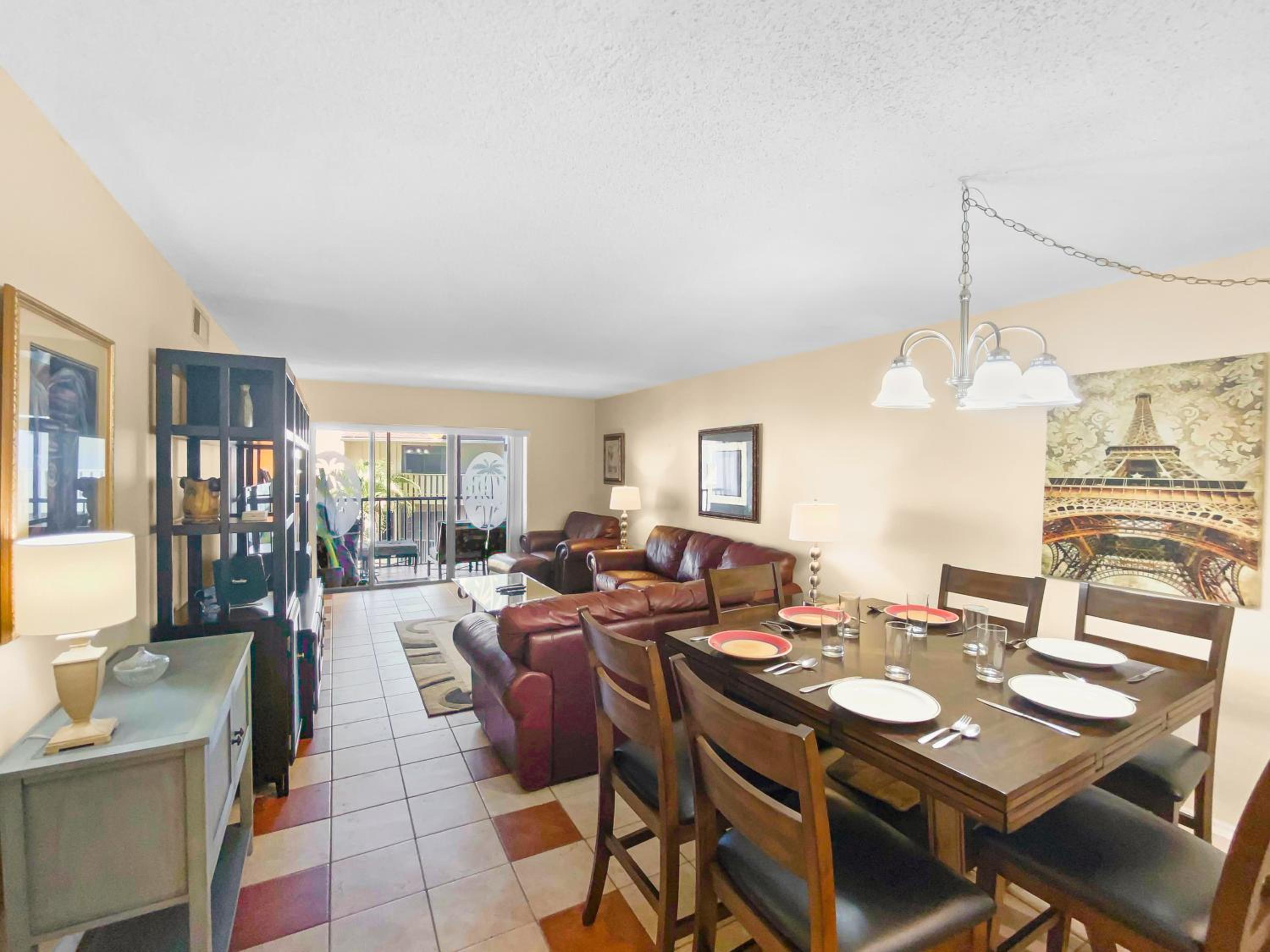 NEW Updated Siesta Key Vacation Rental with Heated Pool Access - Property Image 16
