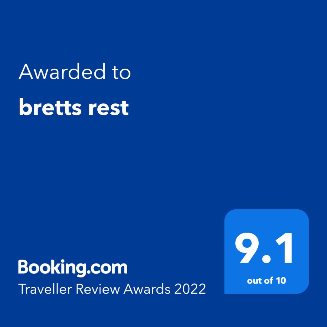 Bretts Rest AZA view 5