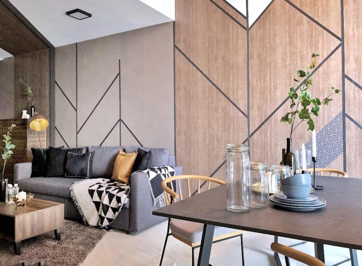 Modern Industrial Duplex Loft- Ekocheras-MRT 3pax
