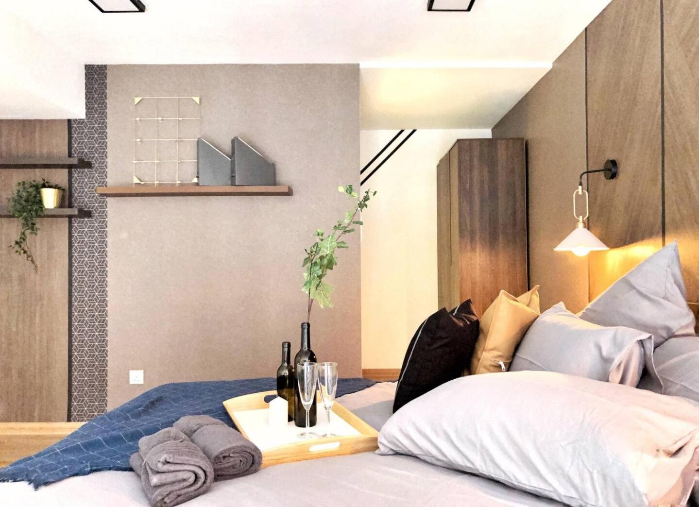 Modern Industrial Duplex Loft- Ekocheras-MRT 3pax