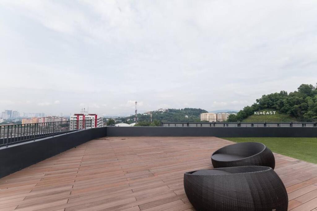 Mountain View 2 room KL East Mall 4pax NEW