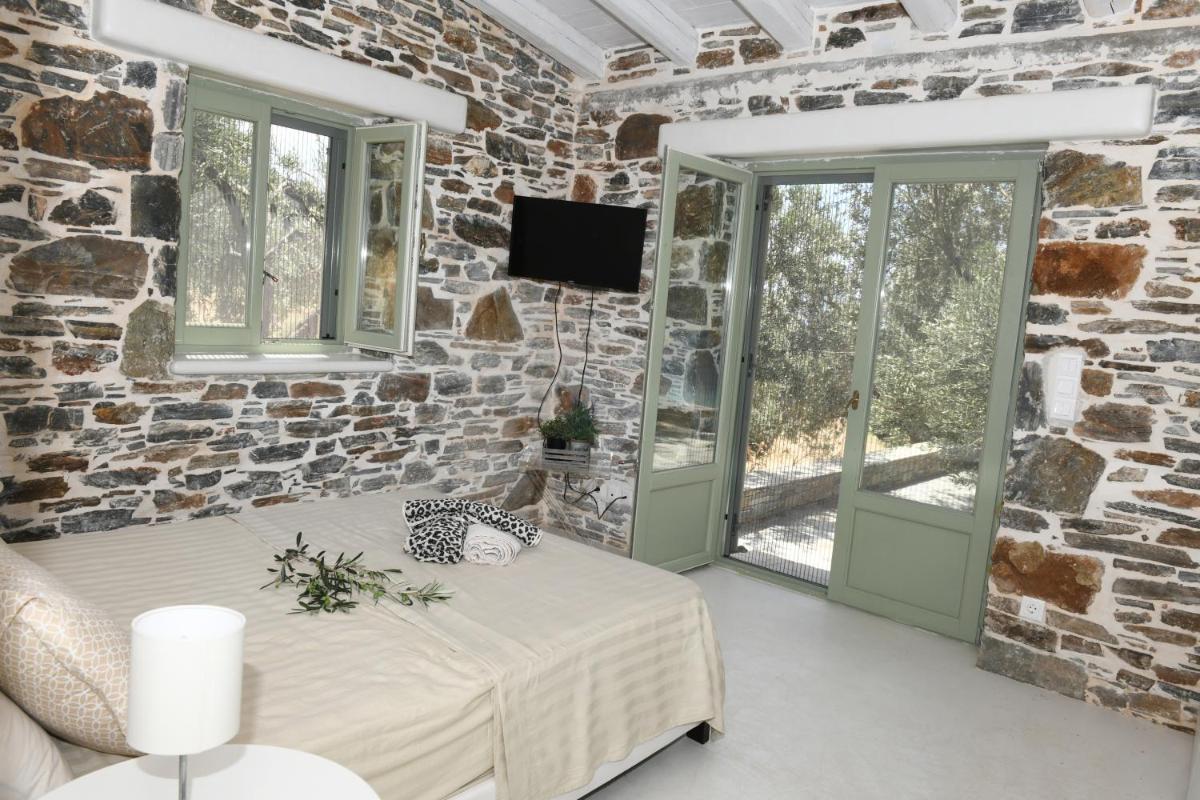 Sun Senses - villa with private beach view 2