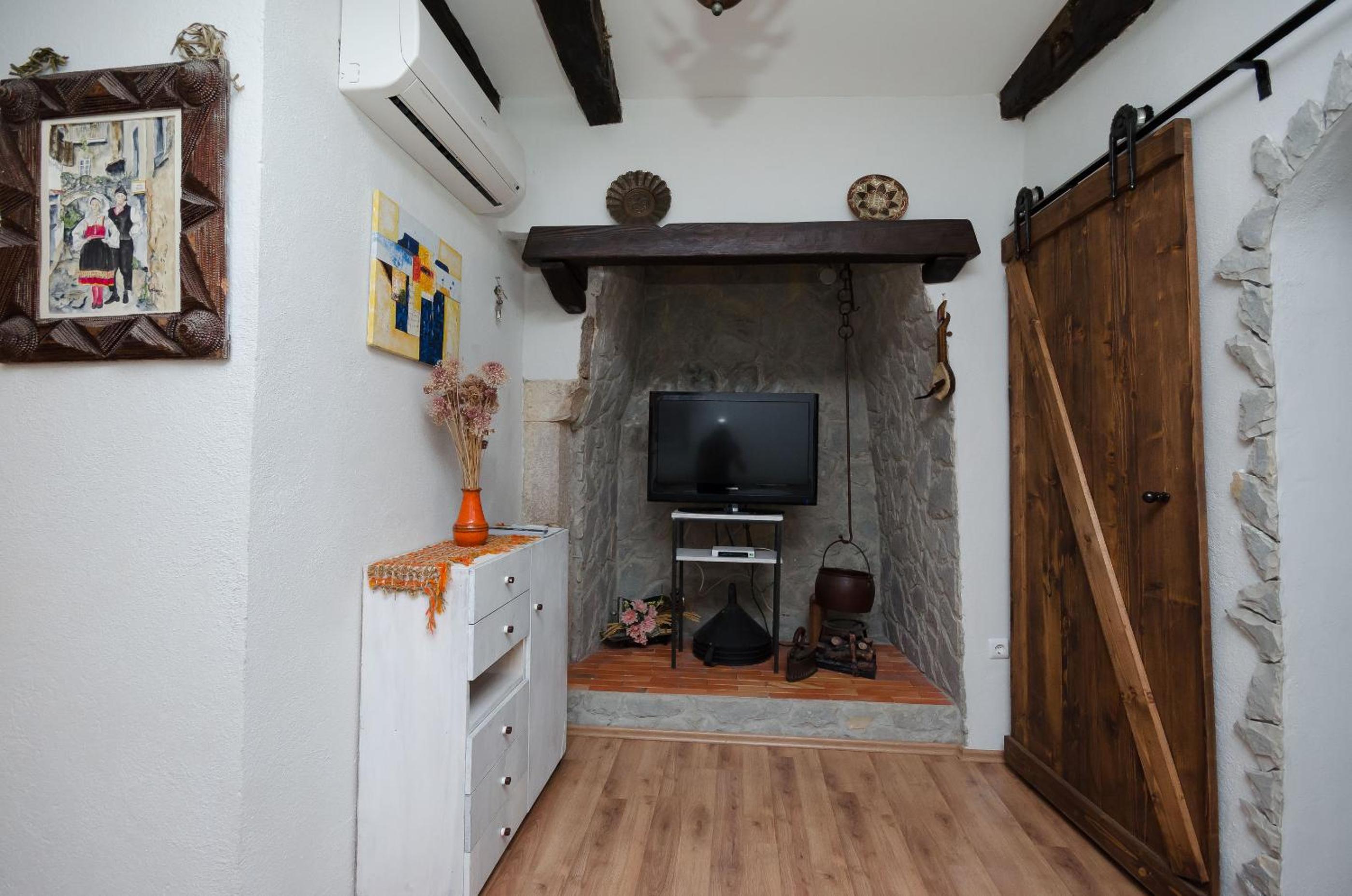 Photo 30