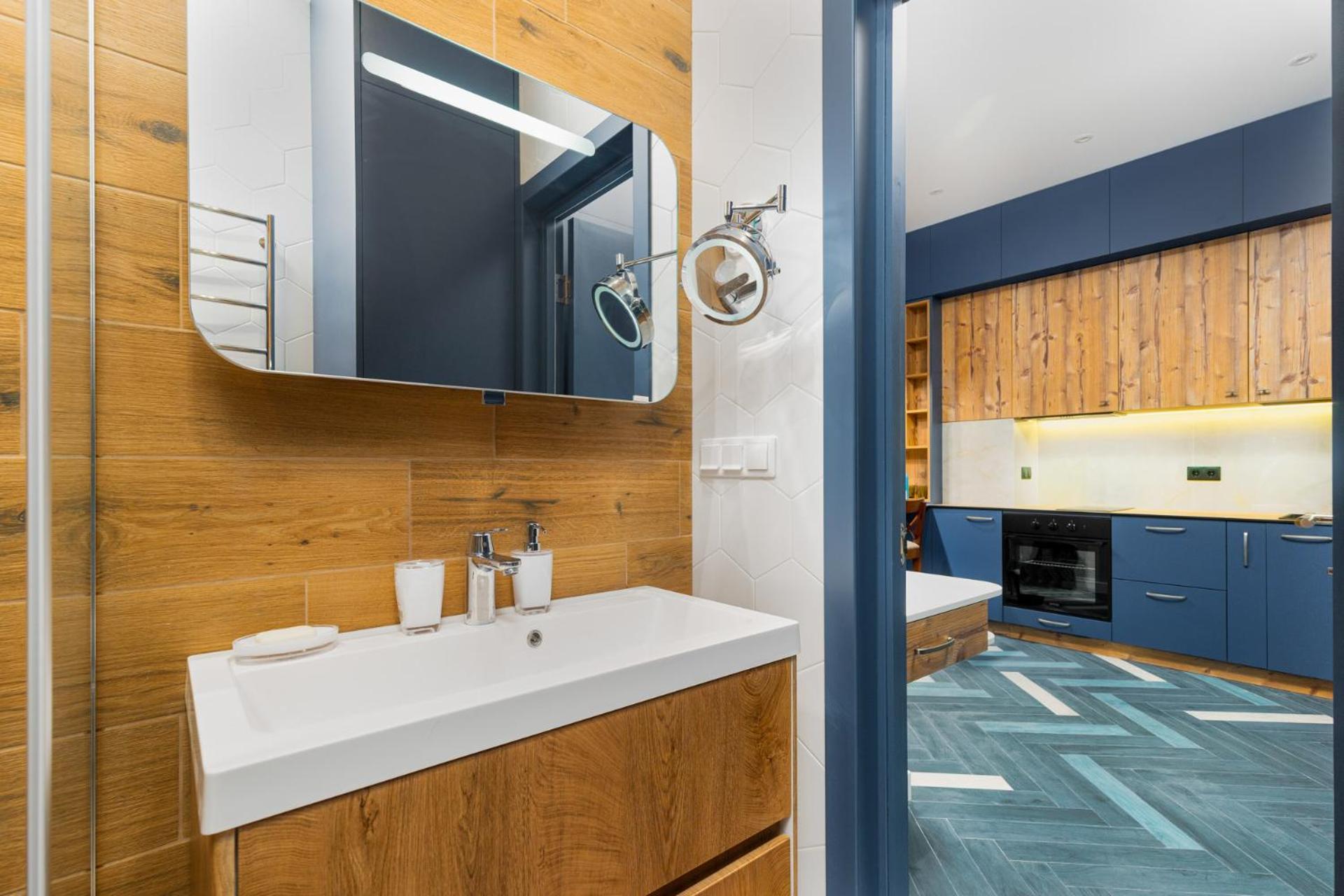 NEW Romantic sea-view studio by Odessa beach view 2