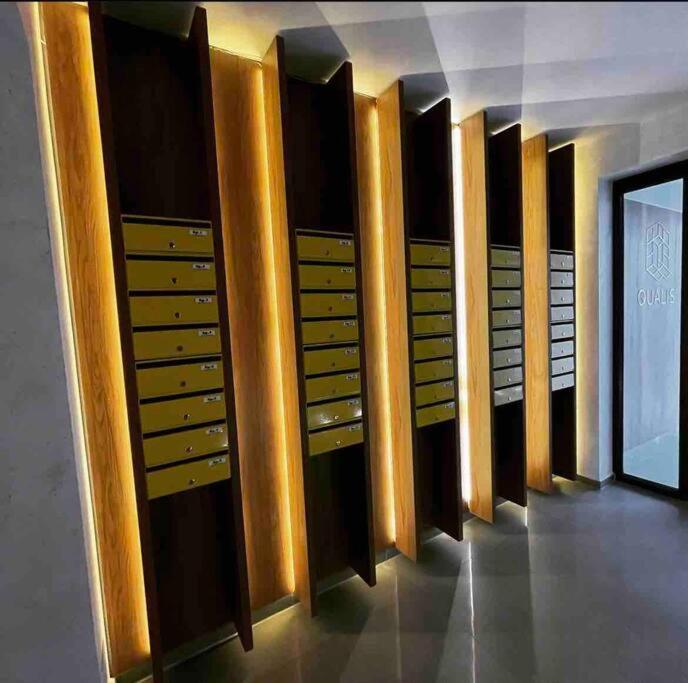Minimalist Studio Apartment Brașov view 5