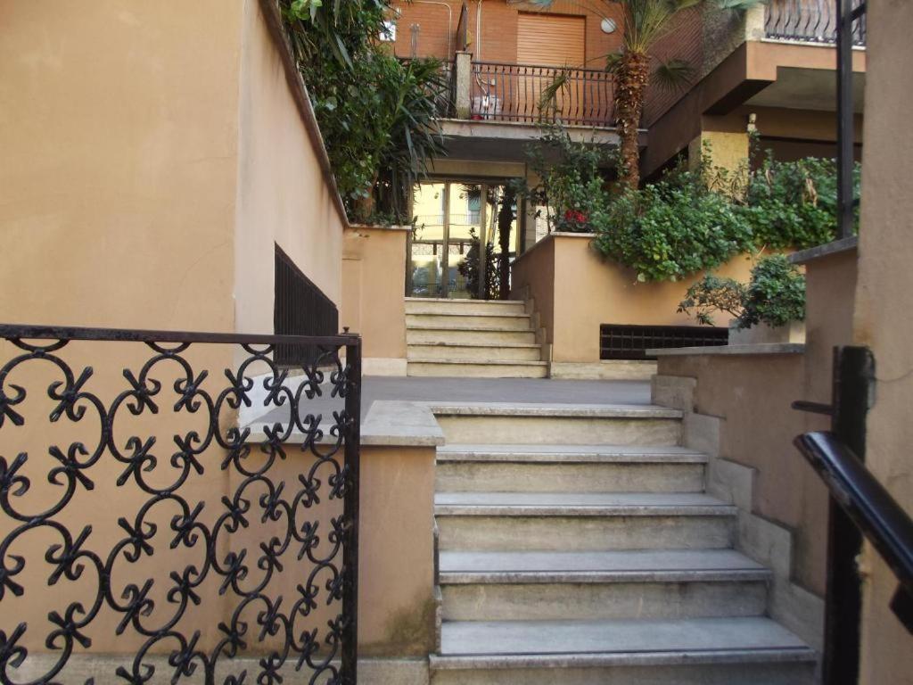 Guest House Dema Vatican Suites
