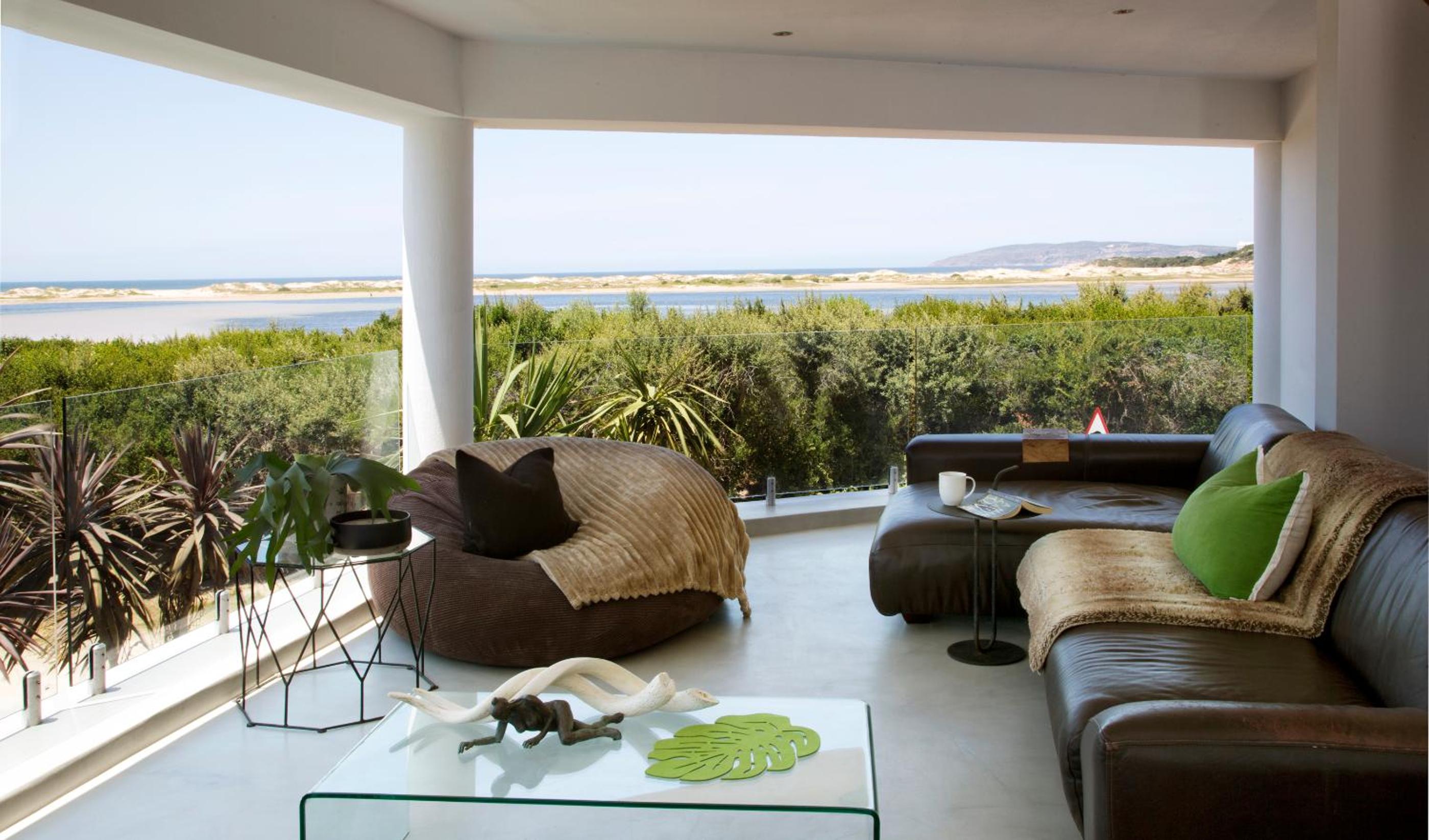 Sunshowers Plett
