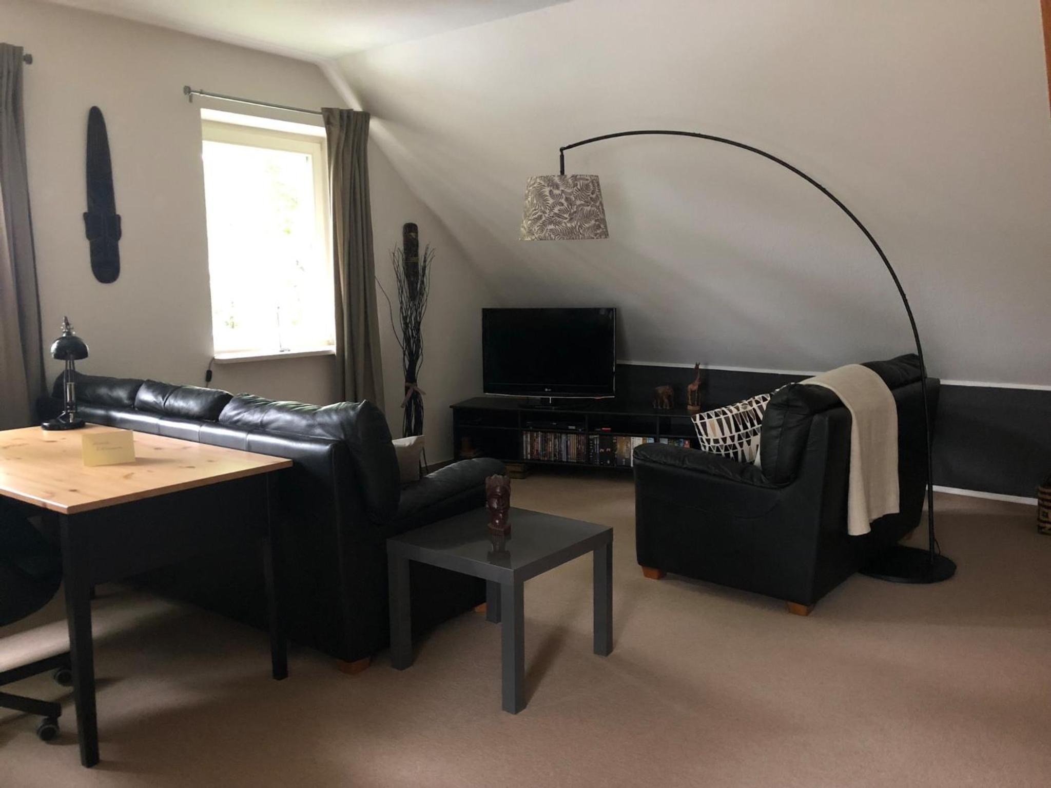 Gemütliche 1 12-Zimmer Wohnung view 5