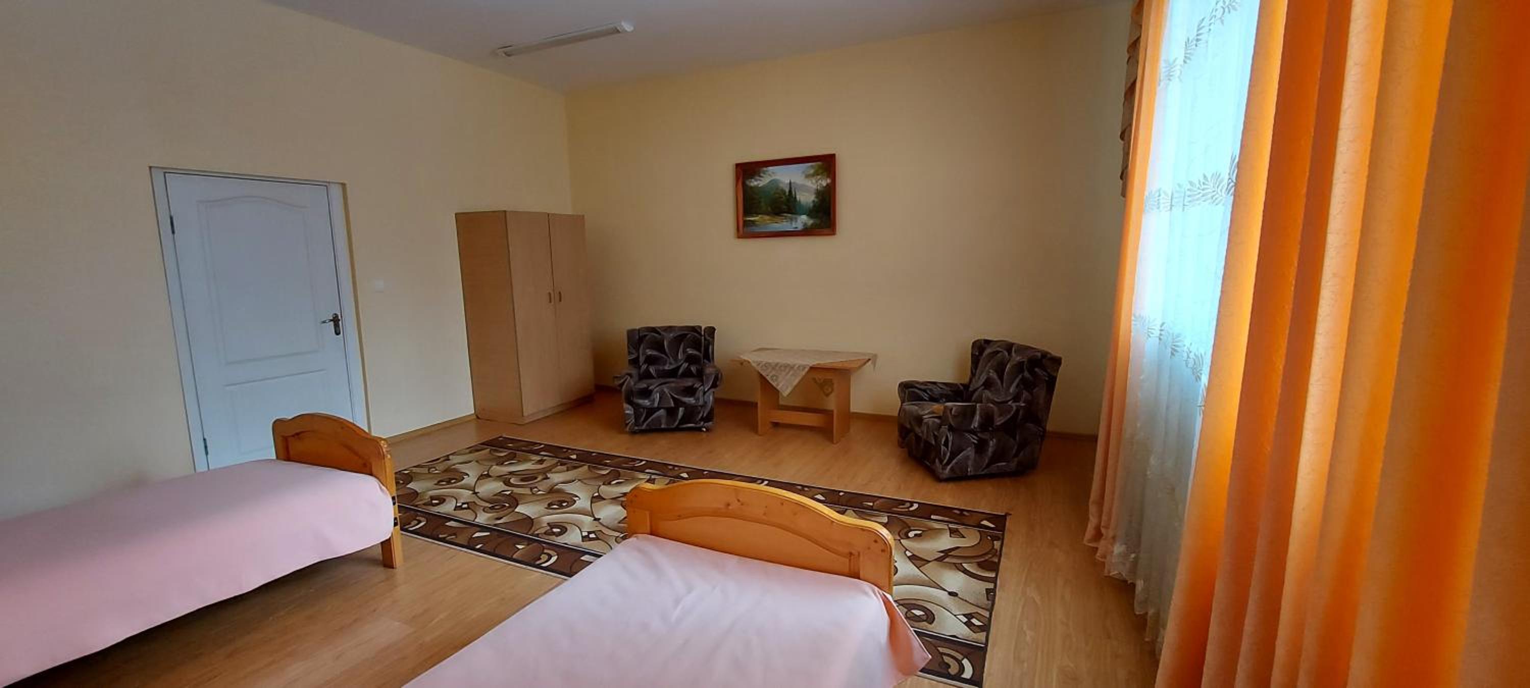 Hotel BB STUDENT view 2