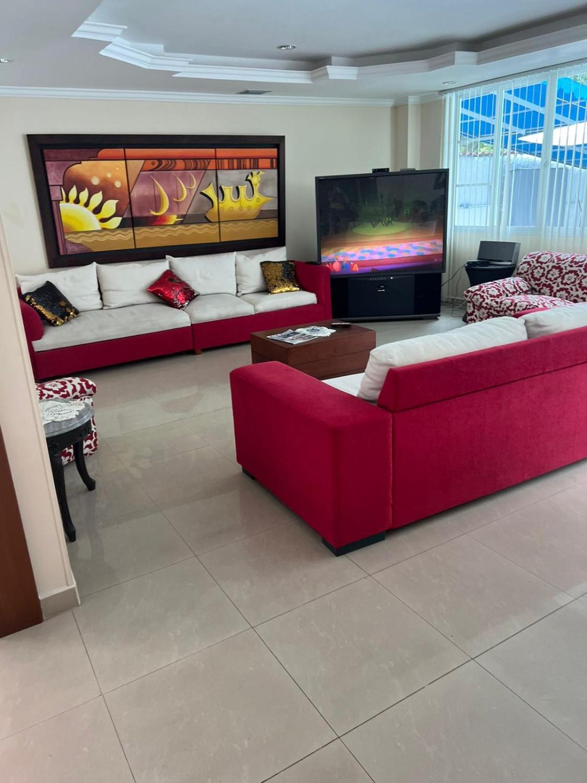 SUPER CASA CLUB CONDOMINIO EL PEÑON GIRARDOT