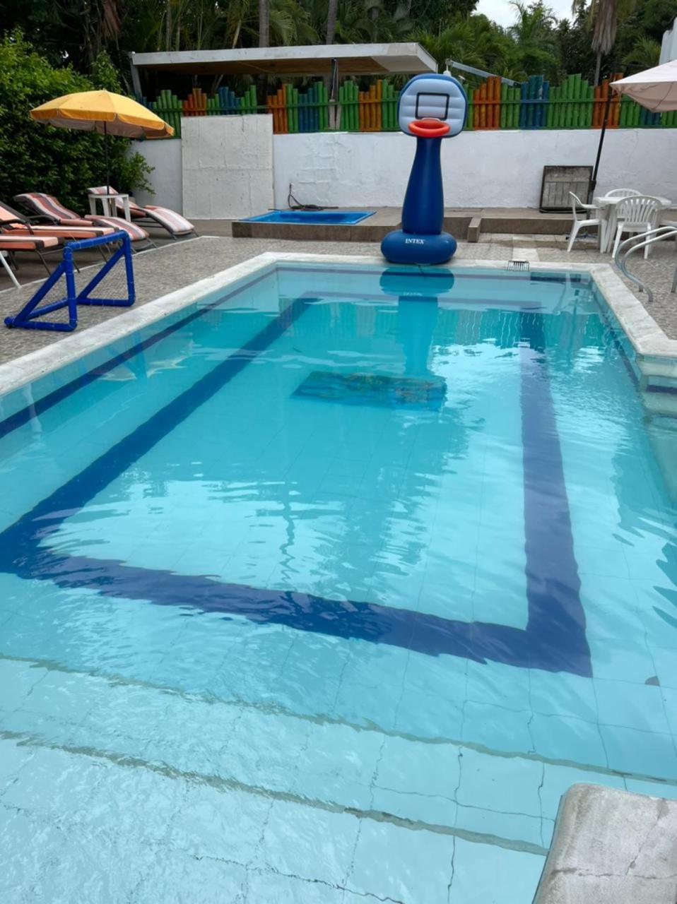SUPER CASA CLUB CONDOMINIO EL PEÑON GIRARDOT