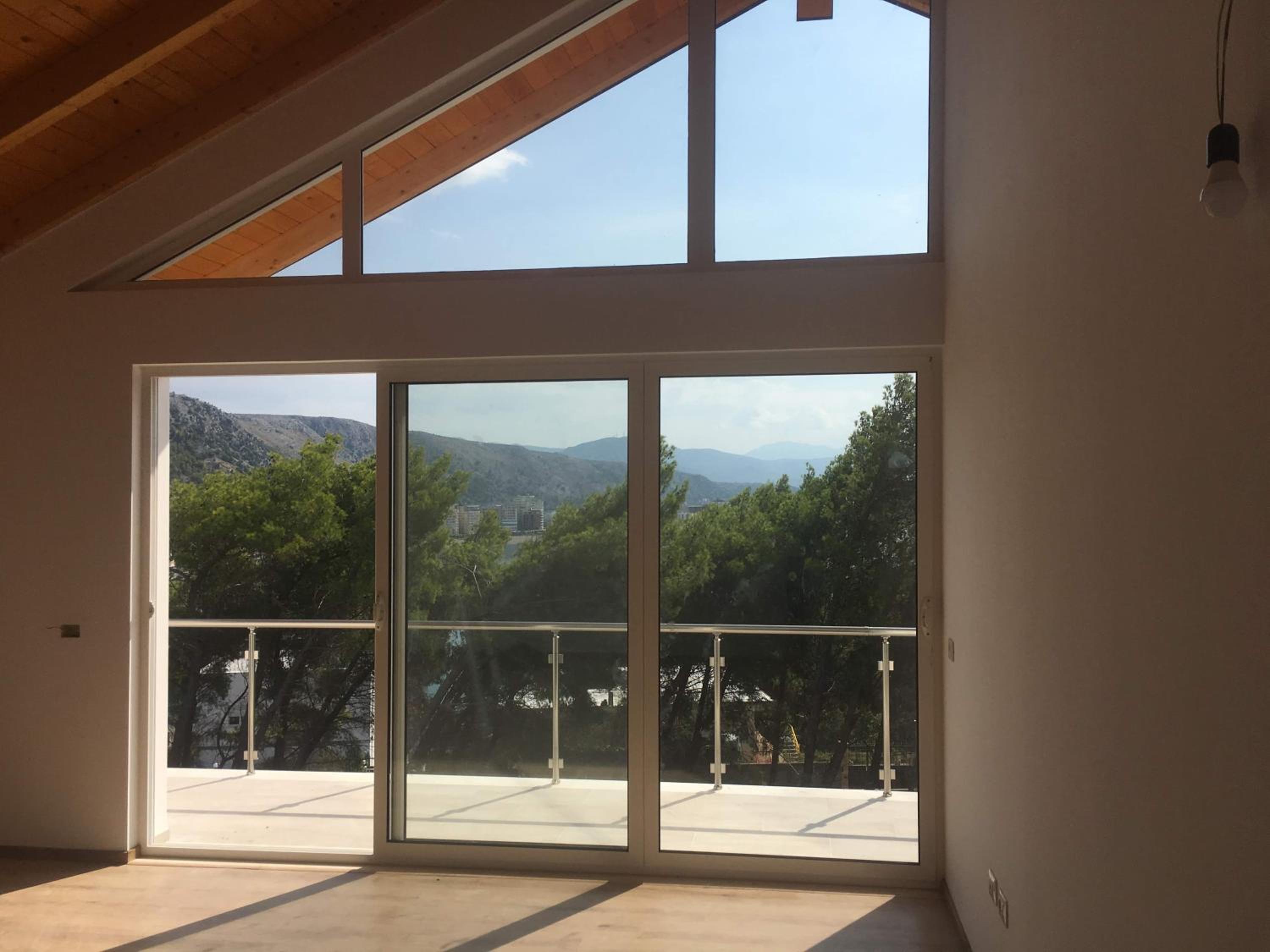 Benjy’s Villa(B&B)